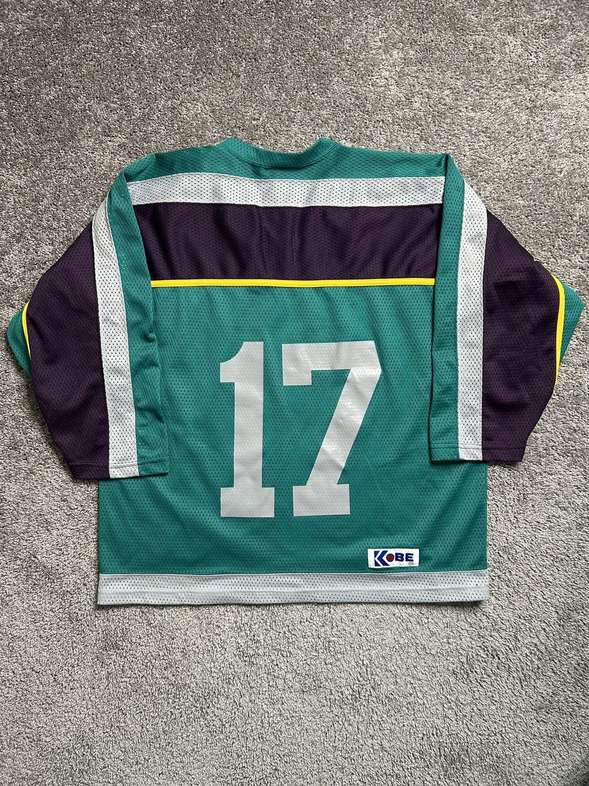 NHL Vintage 70s Kobe Blank Hockey Jersey Made in Canada Size US XL / EU 56 / 4 - 7 Thumbnail