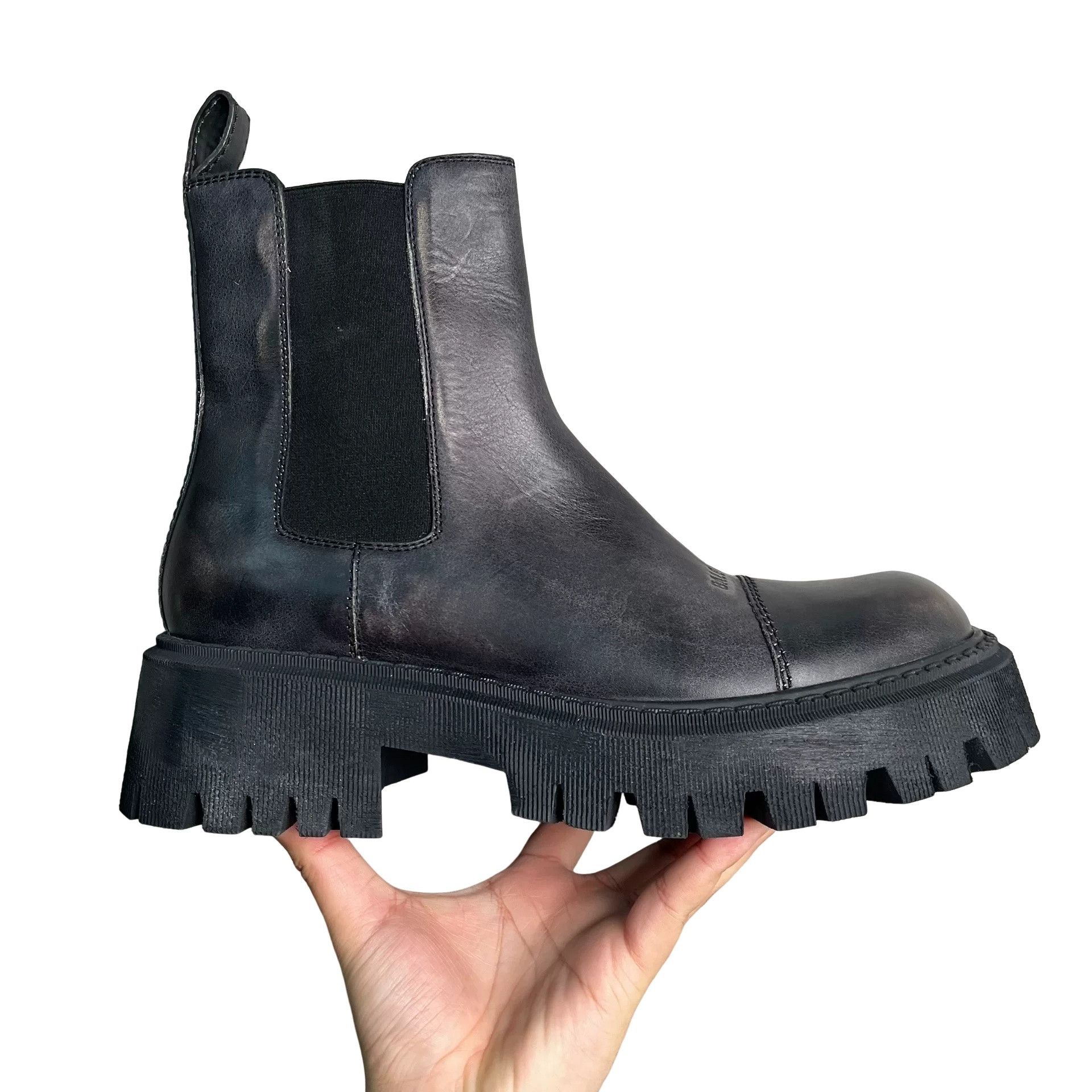 Balenciaga Balenciaga Alaska boots size 43/44 | Grailed