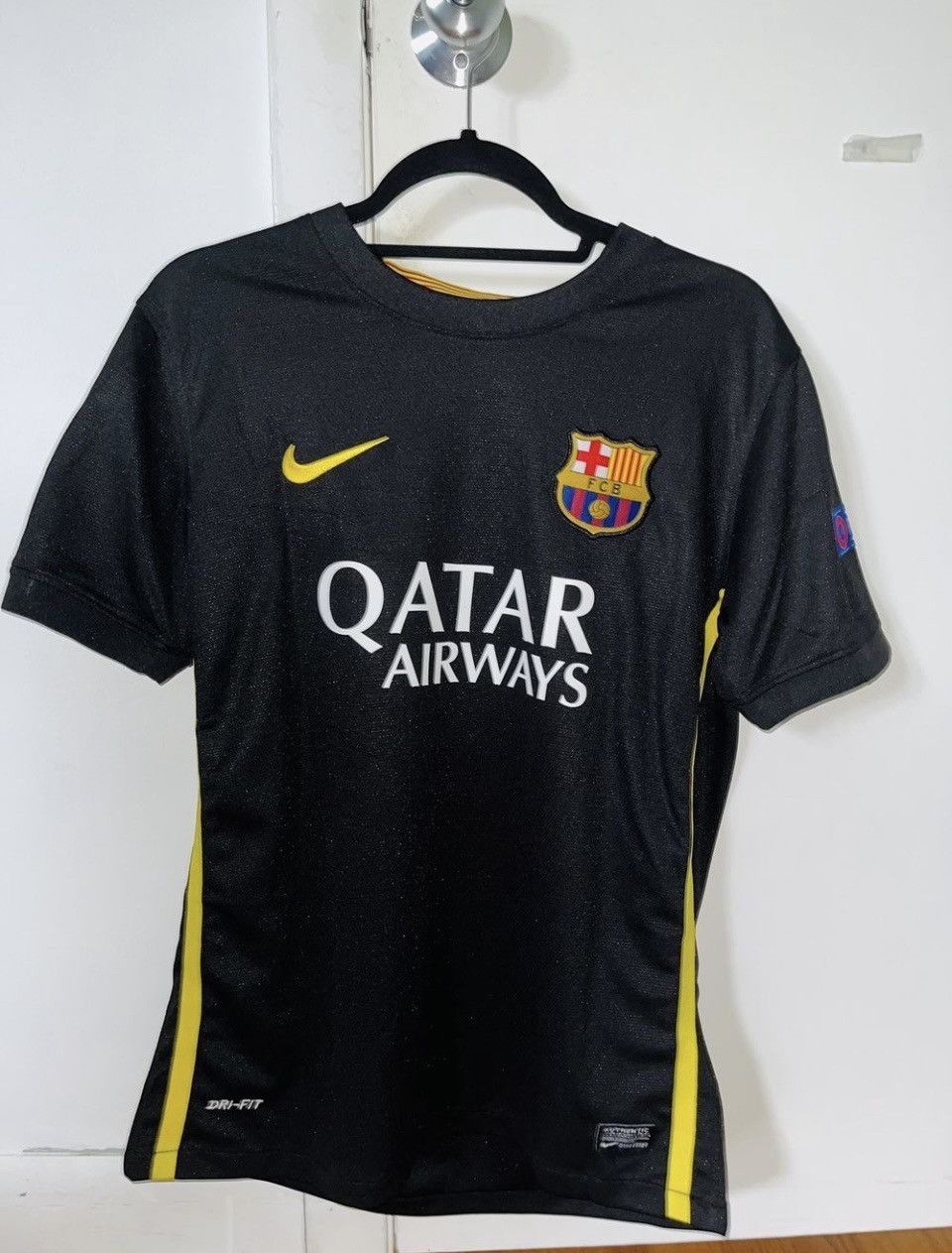 Nike Messi Barcelona Jersey Size US M / EU 48-50 / 2 - 2 Thumbnail
