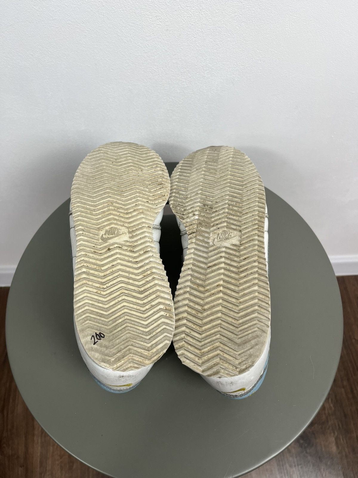 Nike Vintage 2002 Nike Cortez Women’s Sneakers White Blue Size US 9.5 / IT 39.5 - 12 Thumbnail