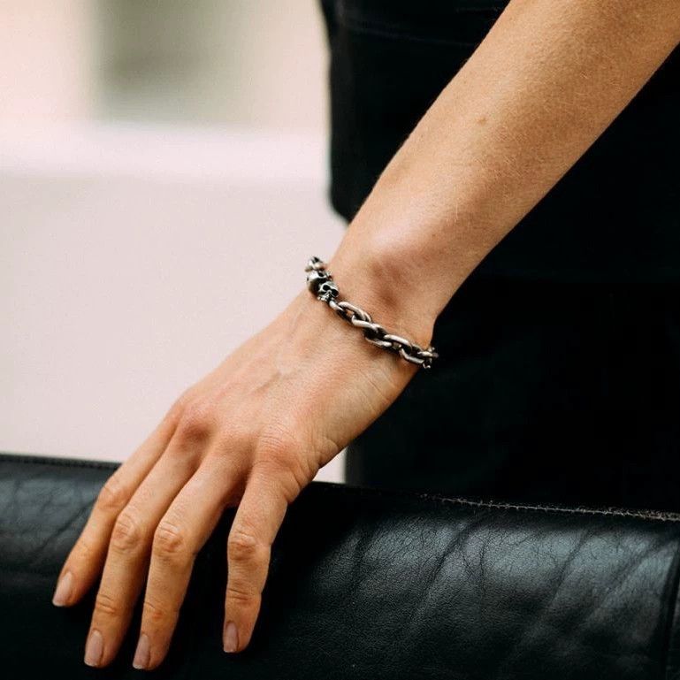 Werkstatt Munchen Werkstatt Munchen M2597 Double Skull Bracelet S/M Size ONE SIZE - 7 Thumbnail