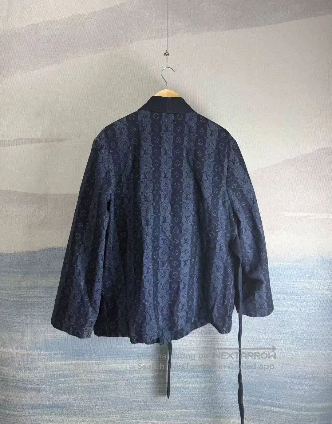 Louis Vuitton louis vuitton nigo blue striped suit jacket. Size US L / EU 52-54 / 3 - 2 Thumbnail