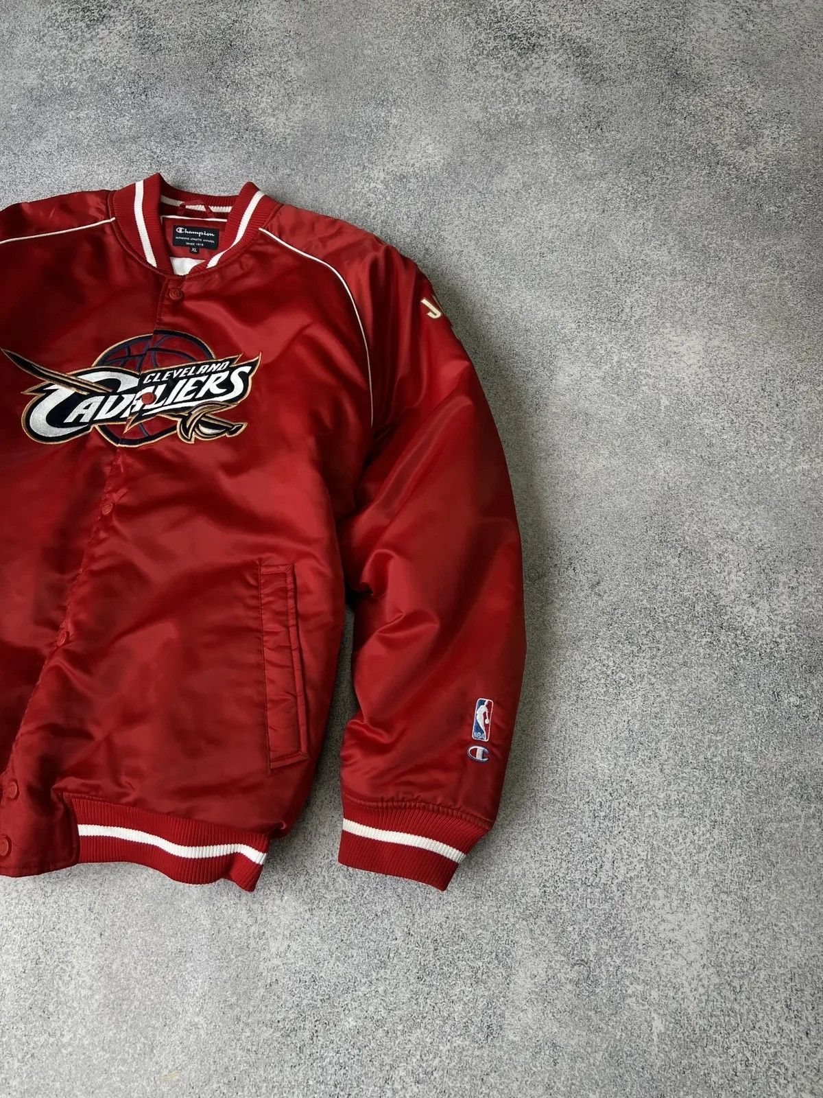 Champion × NBA × Vintage Vintage NBA Champion Cleveland Cavaliers Bomber Jacket Size US XL / EU 56 / 4 - 5 Thumbnail