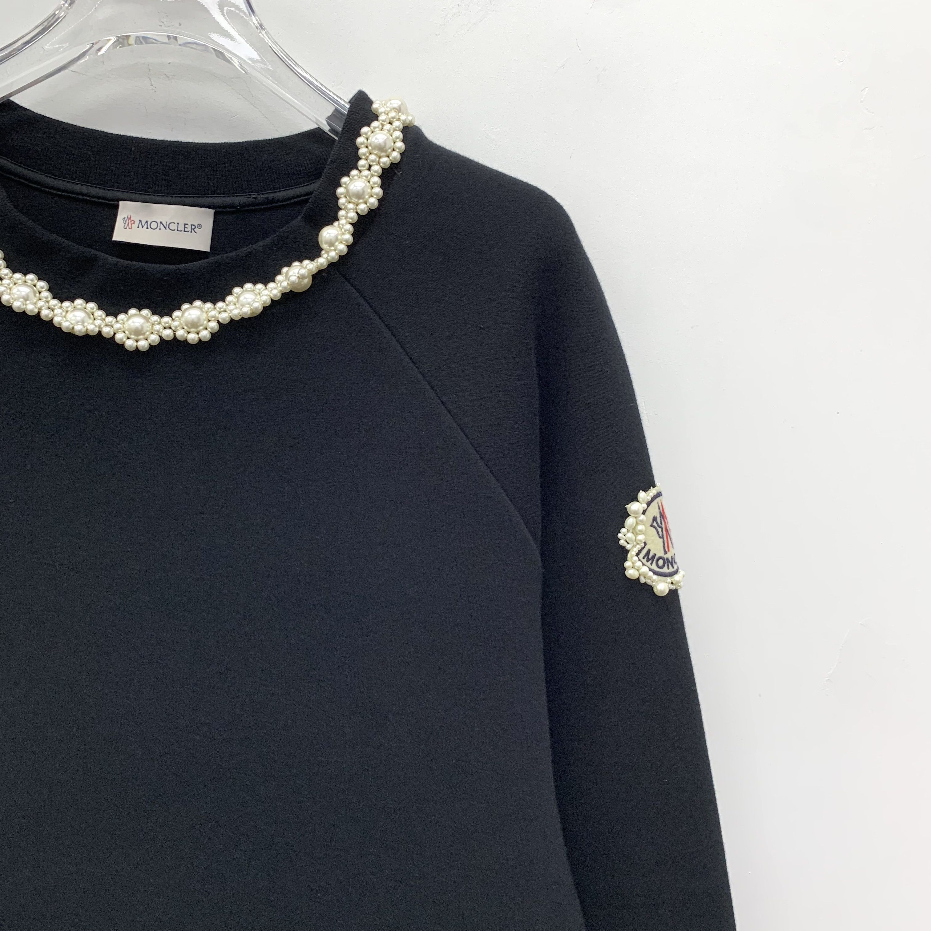 Moncler Moncler Logo Sweatshirt Black (L) Size L / US 10 / IT 46 - 3 Thumbnail