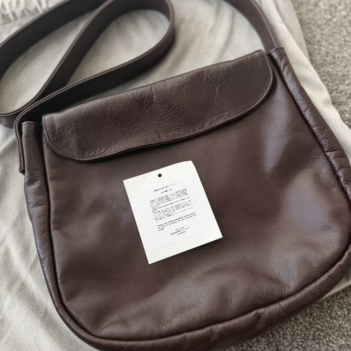 バッグ VUJADE PASSENGER LEATHER BAG IN CAL VUJA DE PASSENGER LEATHER BAG IN FULL GRAIN LEATHER