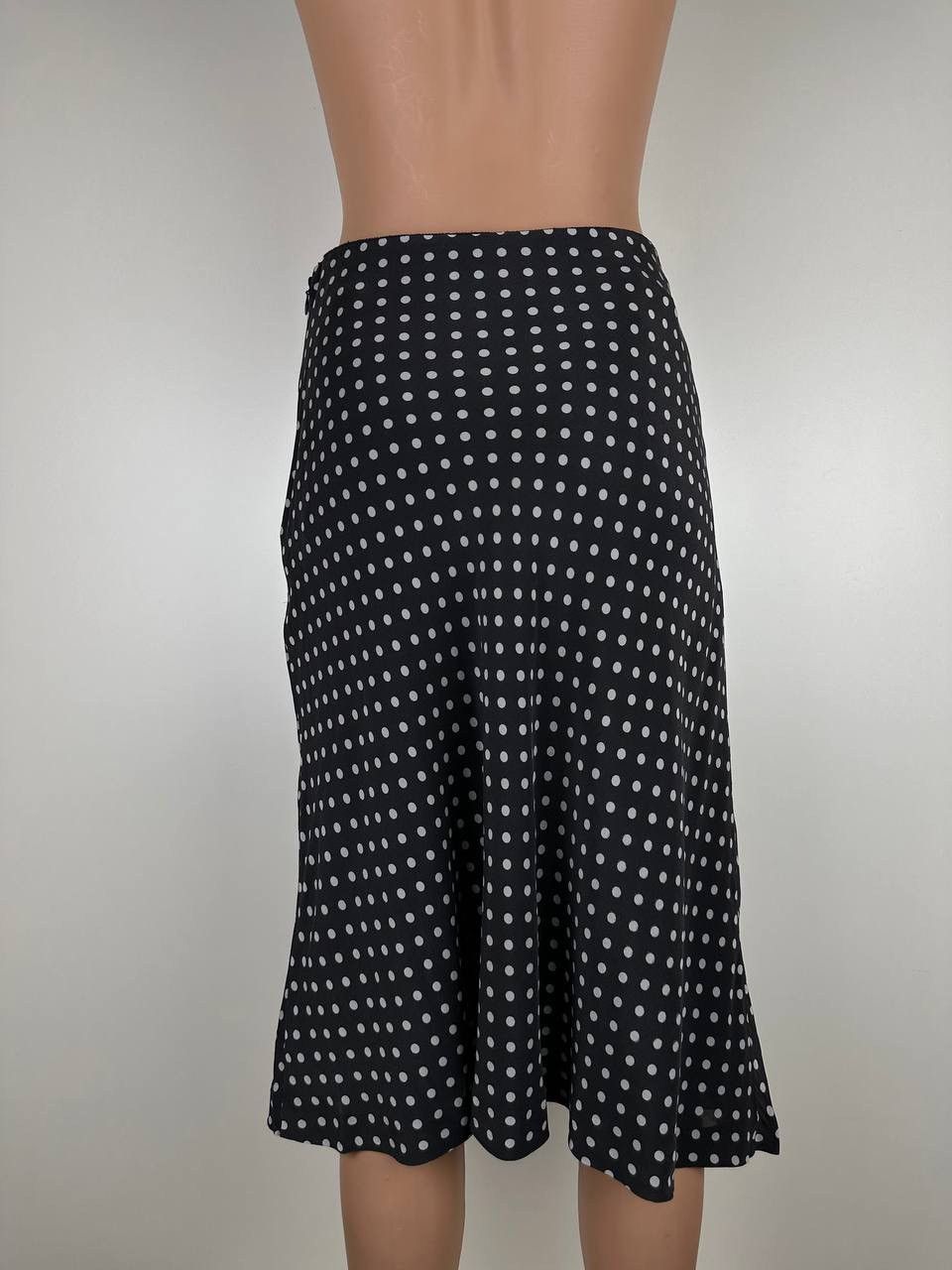 Prada Skirt Prada Size 27" / US 4 / IT 40 - 2 Thumbnail