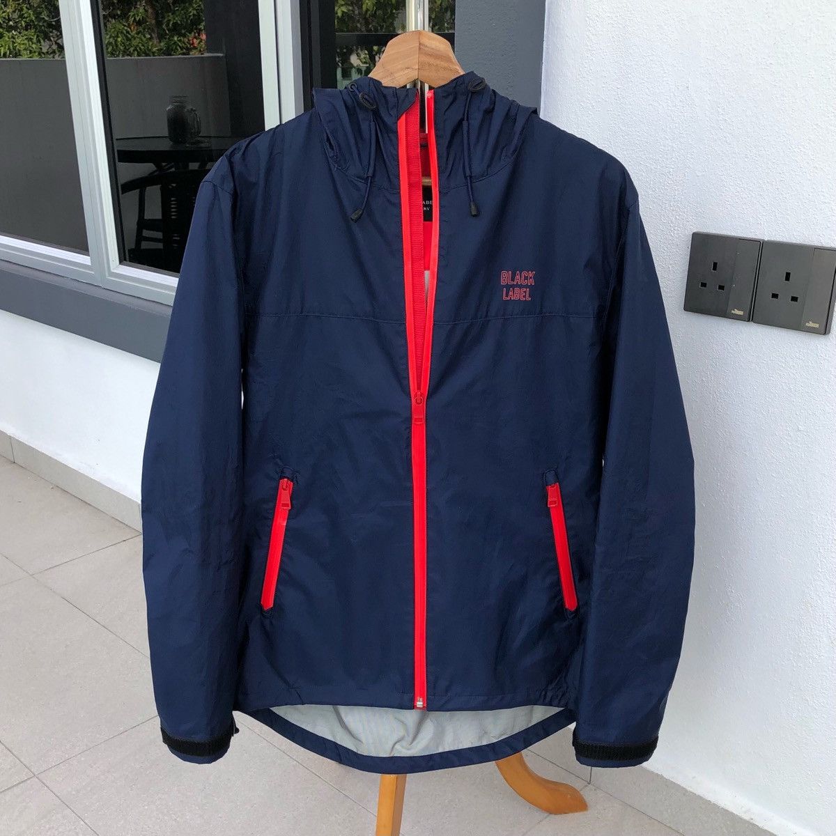 Burberry Burberry Black Label Waterproof Light Jacket With Hoodie Size US M / EU 48-50 / 2 - 1 Thumbnail