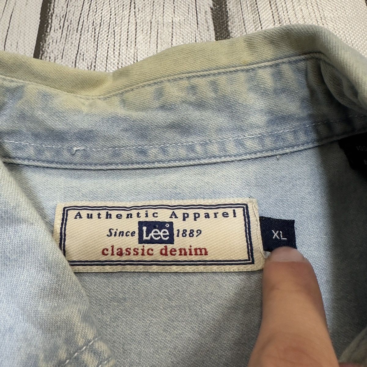 Lee × MLB × Vintage Vintage New York Yankees denim shirt Size US XL / EU 56 / 4 - 4 Thumbnail