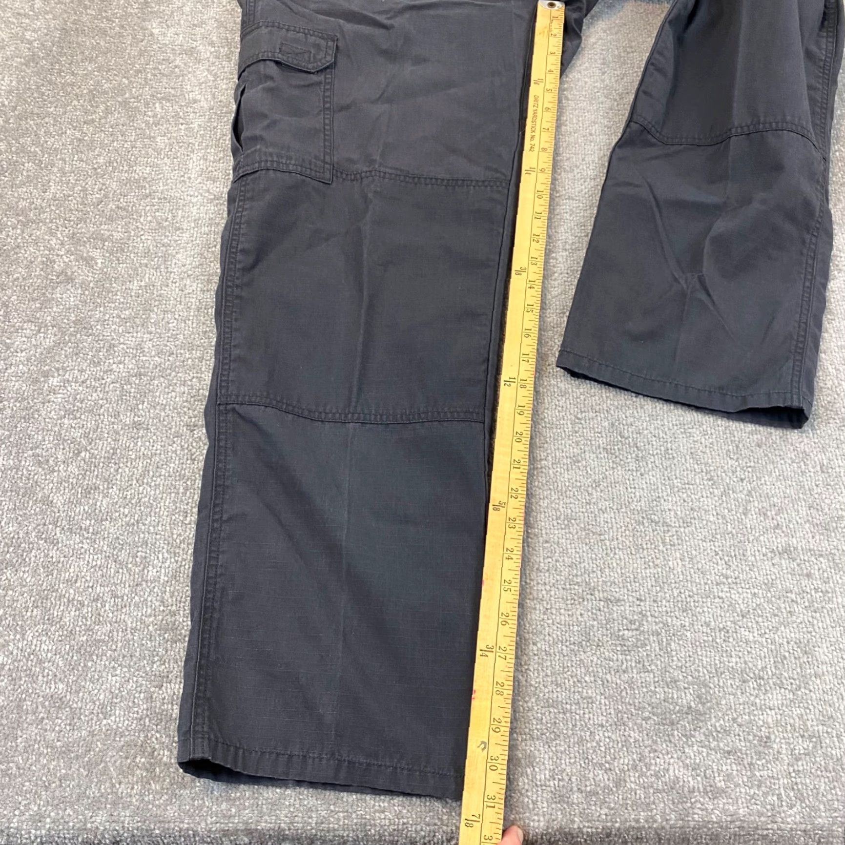 Vintage 5.11 Tactical Pants 34x 33 Gray Flat Front Utility Pockets Workwear Cargo Mens Size US 34 / EU 50 - 2 Thumbnail
