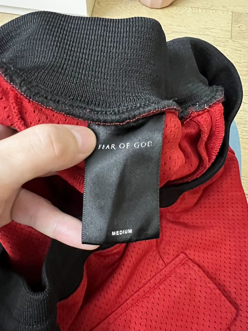 Fear of God Fear of God Season 5 main red shorts Size US 30 / EU 46 - 4 Thumbnail