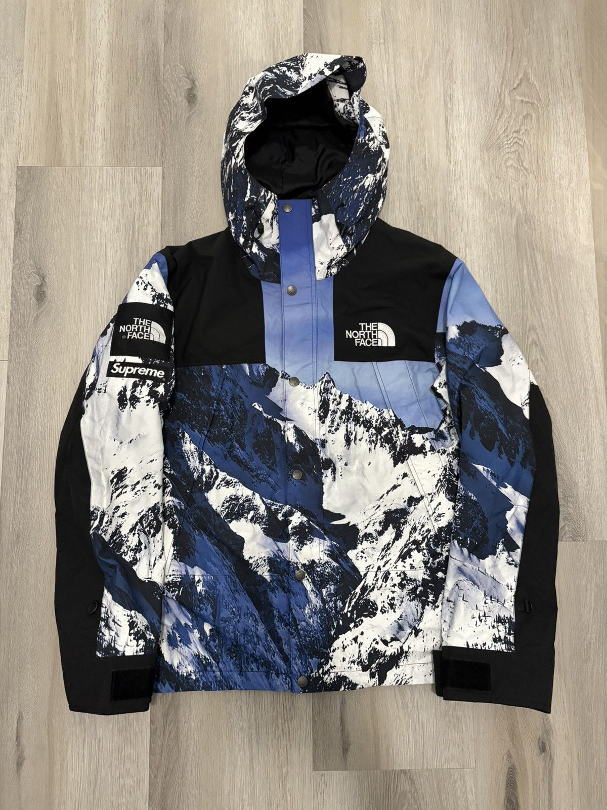 Supreme × The North Face Supreme X The North Face TNF FW12