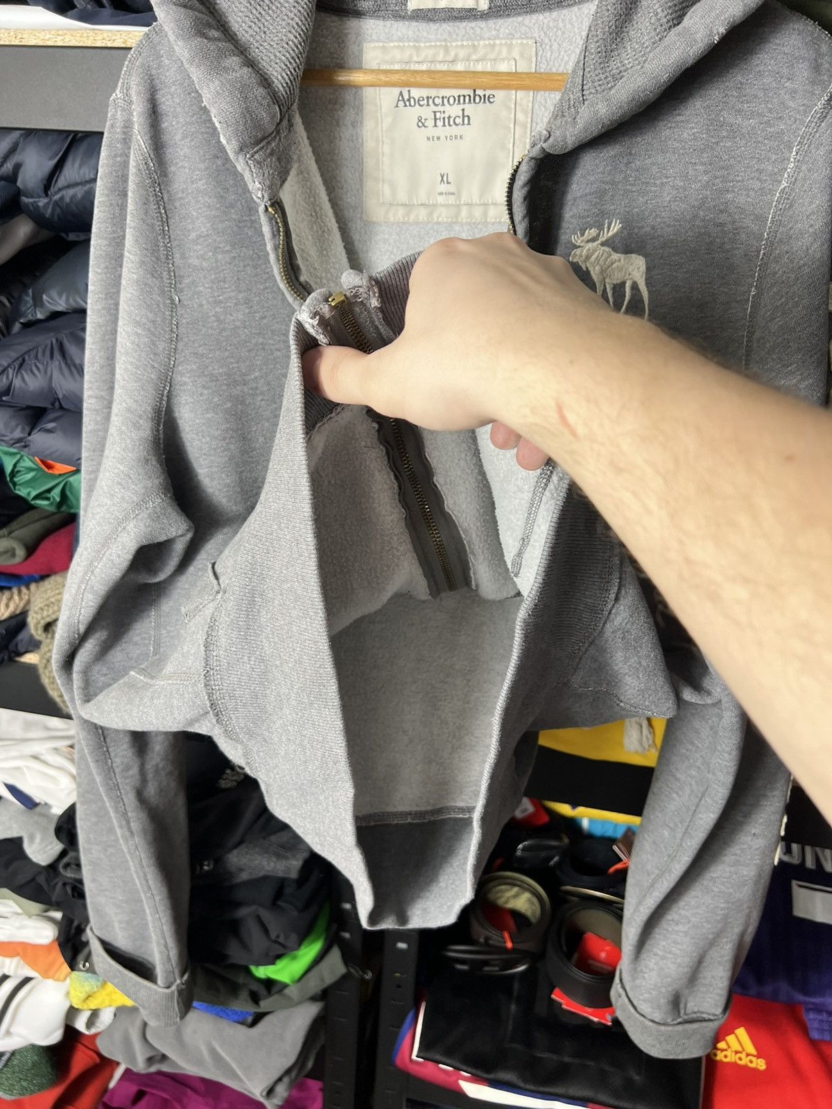 Abercrombie & Fitch Vintage Abercrombie & Fitch Moose Zip Hoodie Grey Size XL Size US XL / EU 56 / 4 - 12 Thumbnail