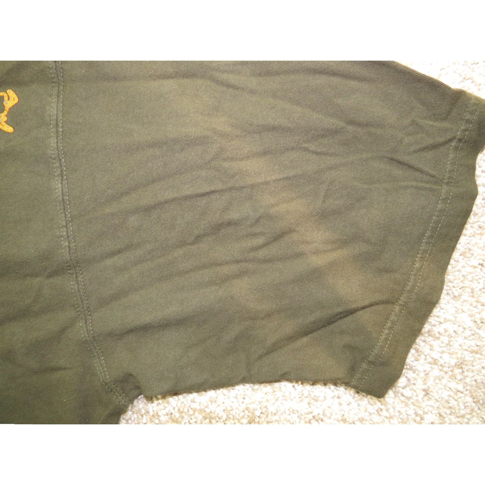 Olive VTG Hunt-Bum T-Shirt Distressed Bowhunting Deer Buck Olive Green orange Adult XL Green 90s Mens Short Sleeve Crew Neck Graphic Print Vintage Size US XL / EU 56 / 4 - 8 Thumbnail