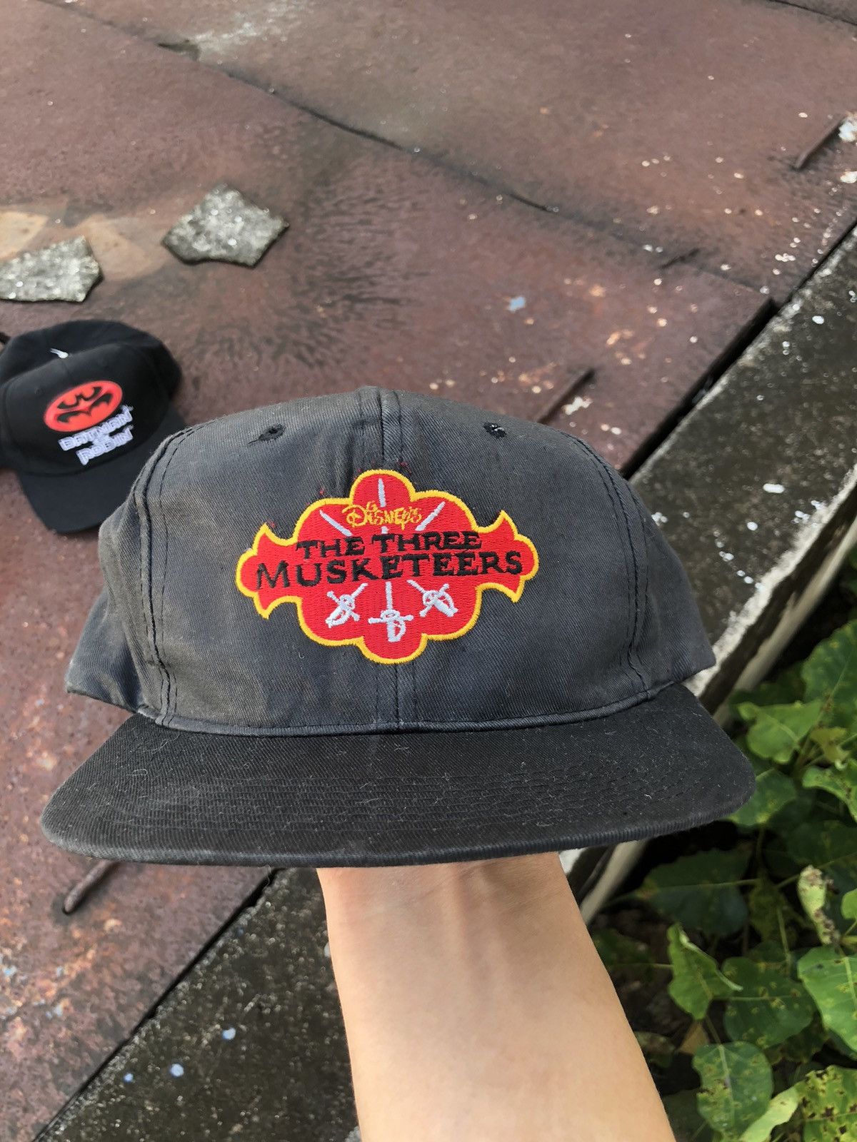 Disney The Three Musketeers90s vintage hats. Size ONE SIZE - 1 Thumbnail