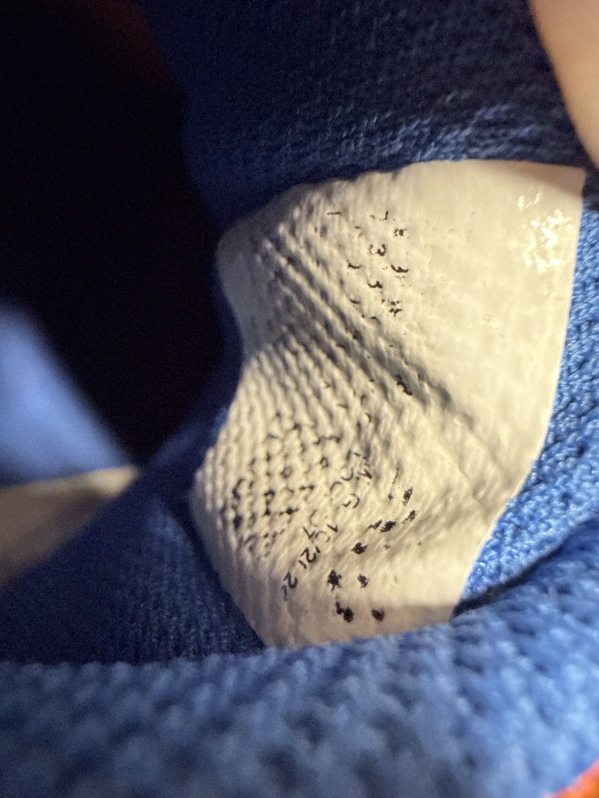 New Balance 740V2 "AMINÉ - BENSON TECH Size US 8 / EU 41 - 7 Thumbnail