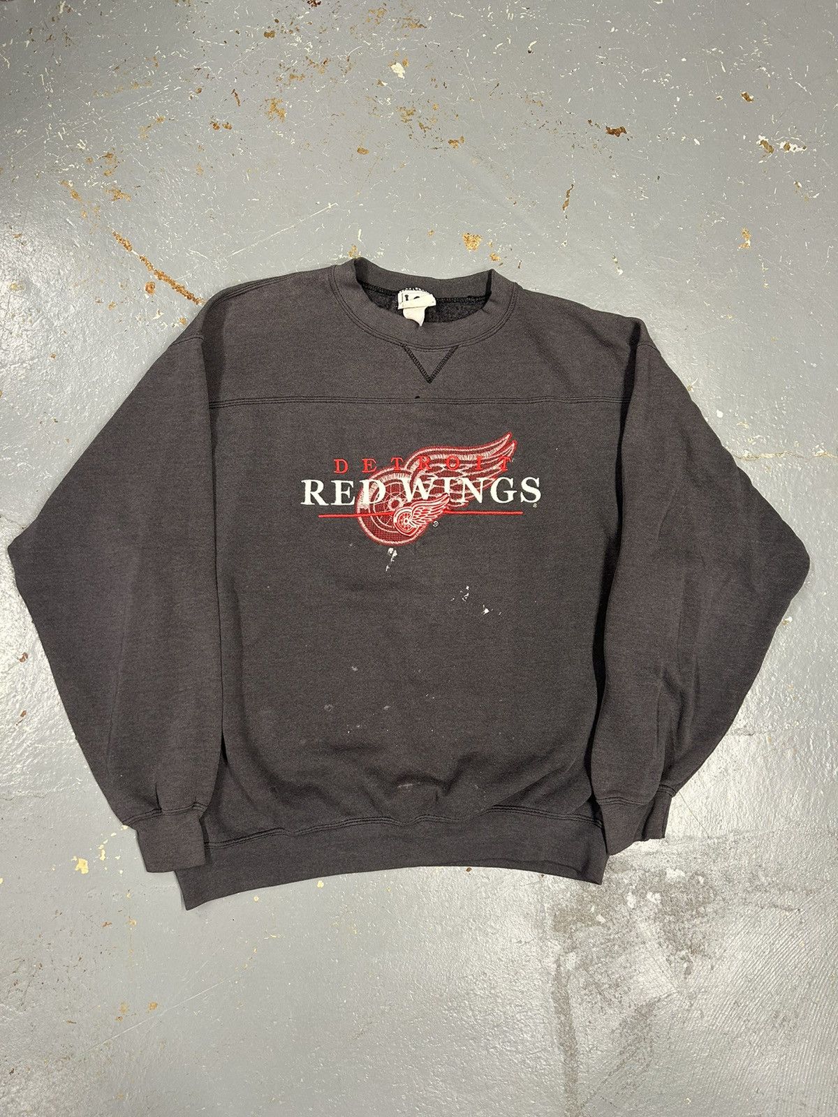 NHL × Vintage Crazy Vintage 90s Essential Black Detroit Red Wings Crewneck Size US L / EU 52-54 / 3 - 1 Thumbnail