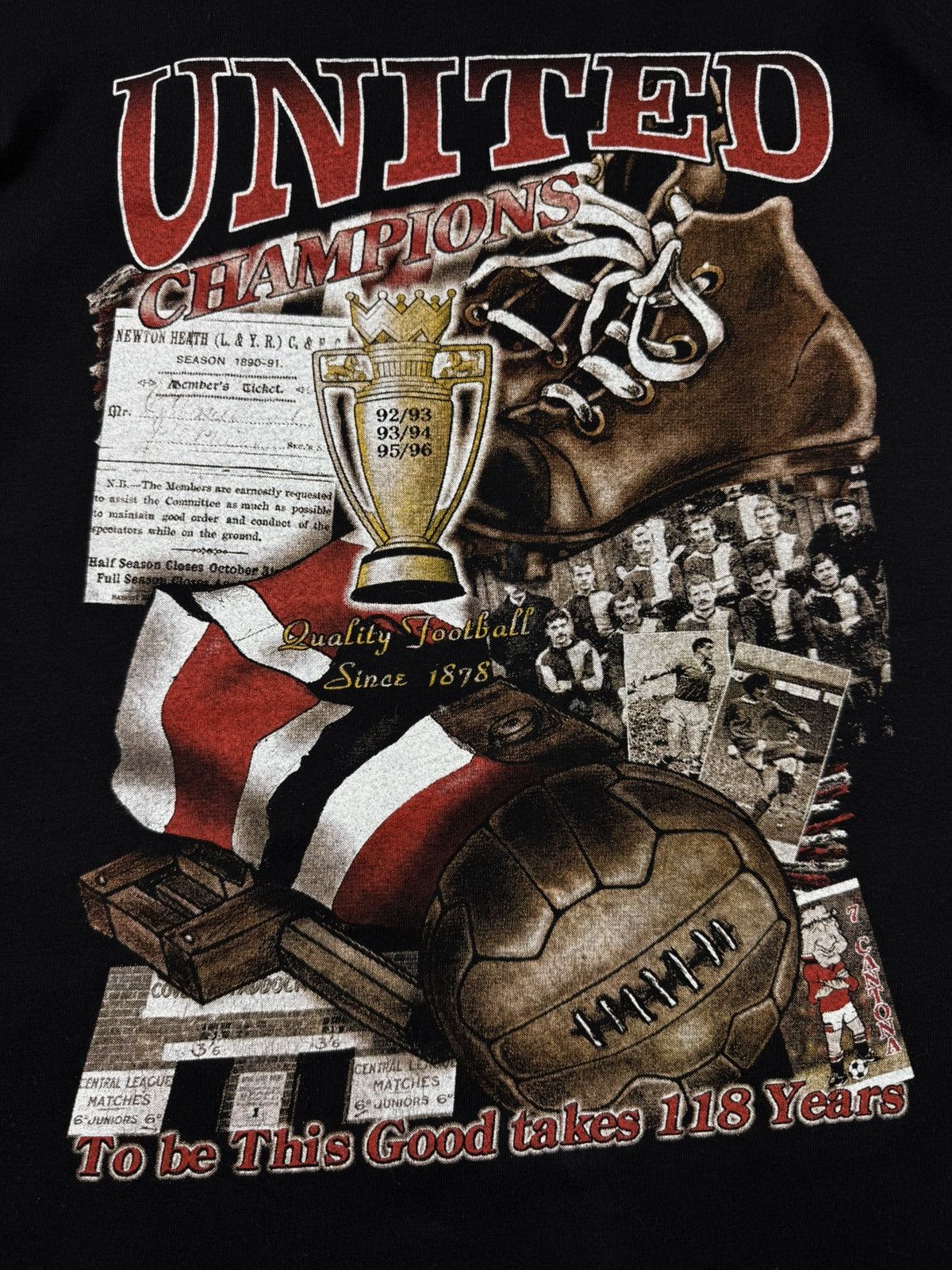 Vintage Vintage 1996 Manchester United champions 1996 graphic tee Size US XL / EU 56 / 4 - 7 Thumbnail
