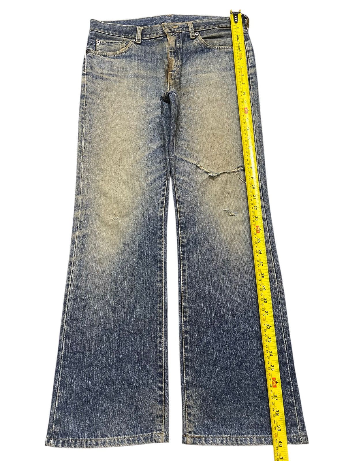 Uniqlo Vintage Japanese Uniqlo Mud Wash Distress Bootcut Jeans Size US 32 / EU 48 - 12 Thumbnail
