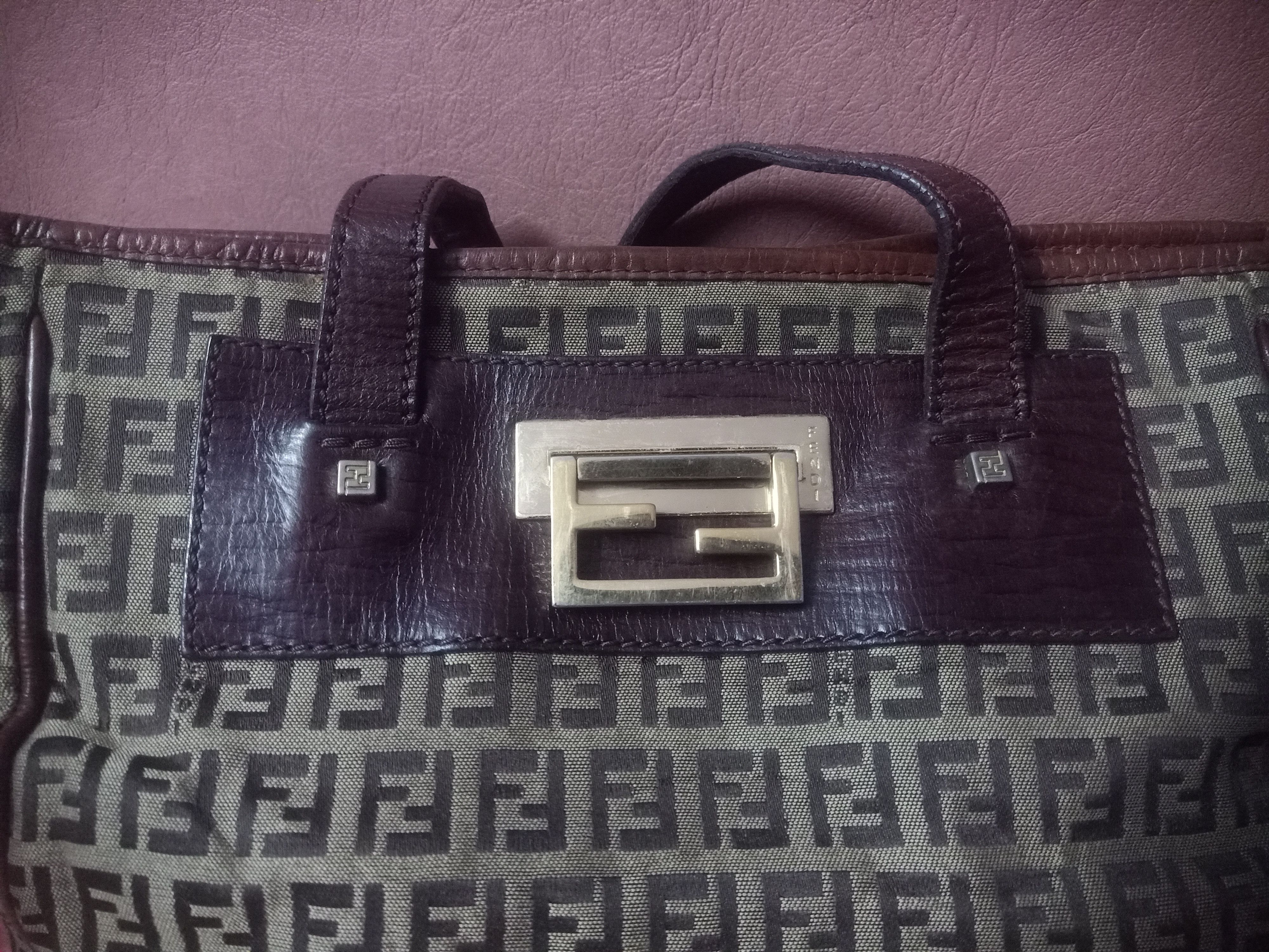 Fendi Authentic Fendi Tote Bag Size ONE SIZE - 6 Thumbnail