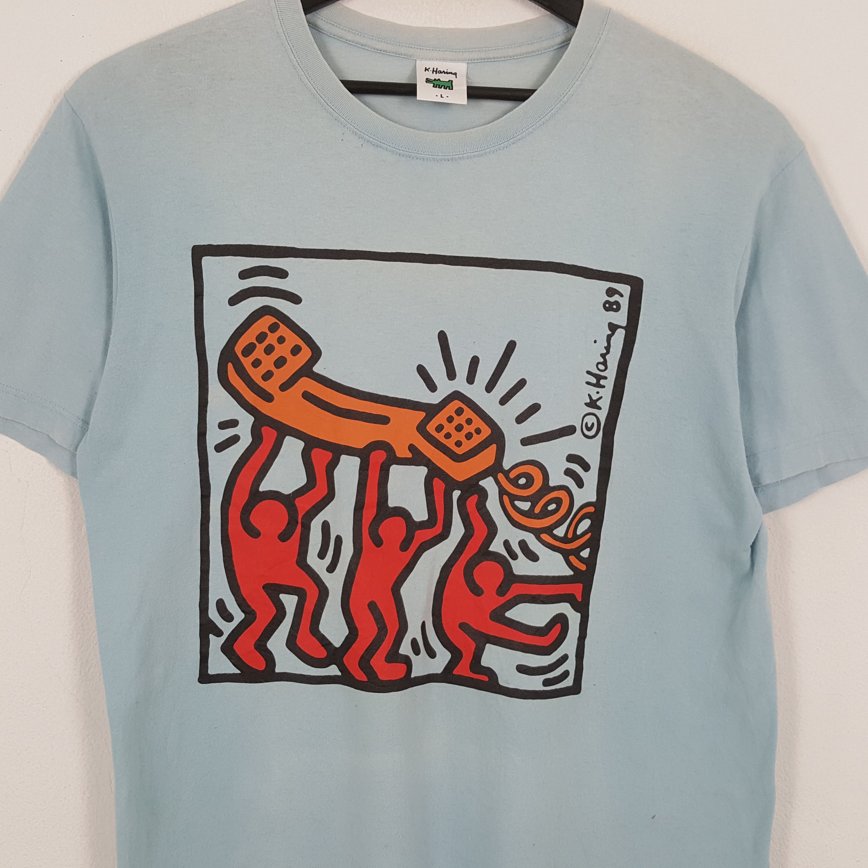 Keith Haring × Vintage KEITH HARING Center Design Streetwear Style Tshirt Size US L / EU 52-54 / 3 - 2 Thumbnail