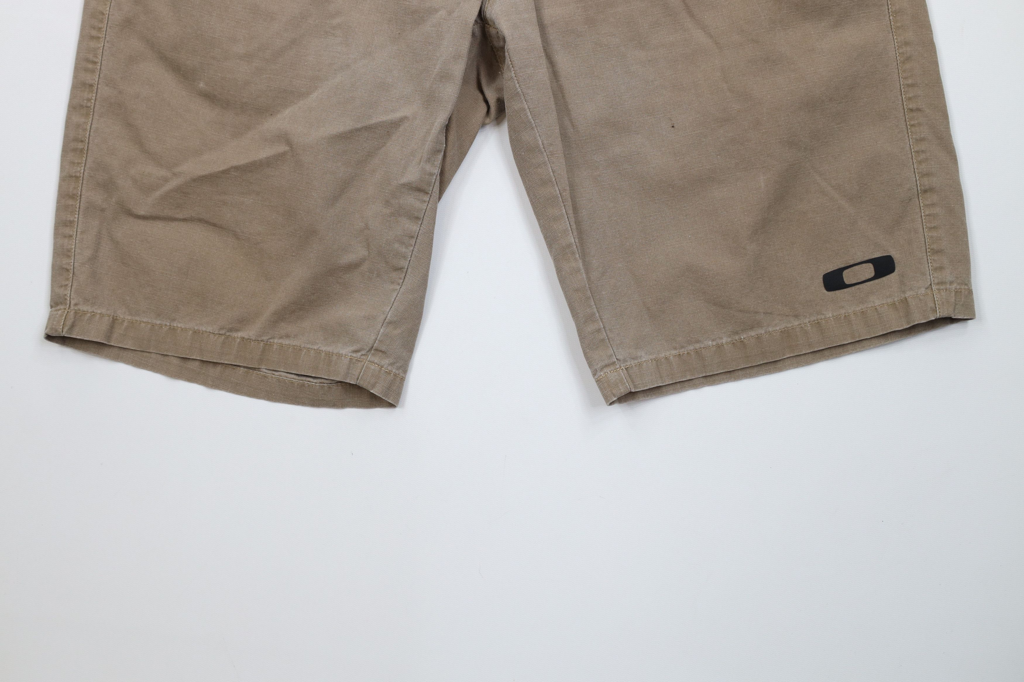 Oakley Vintage Oakley O Logo Ripstop Above Knee Shorts Brown Cotton Size US 34 / EU 50 - 4 Thumbnail