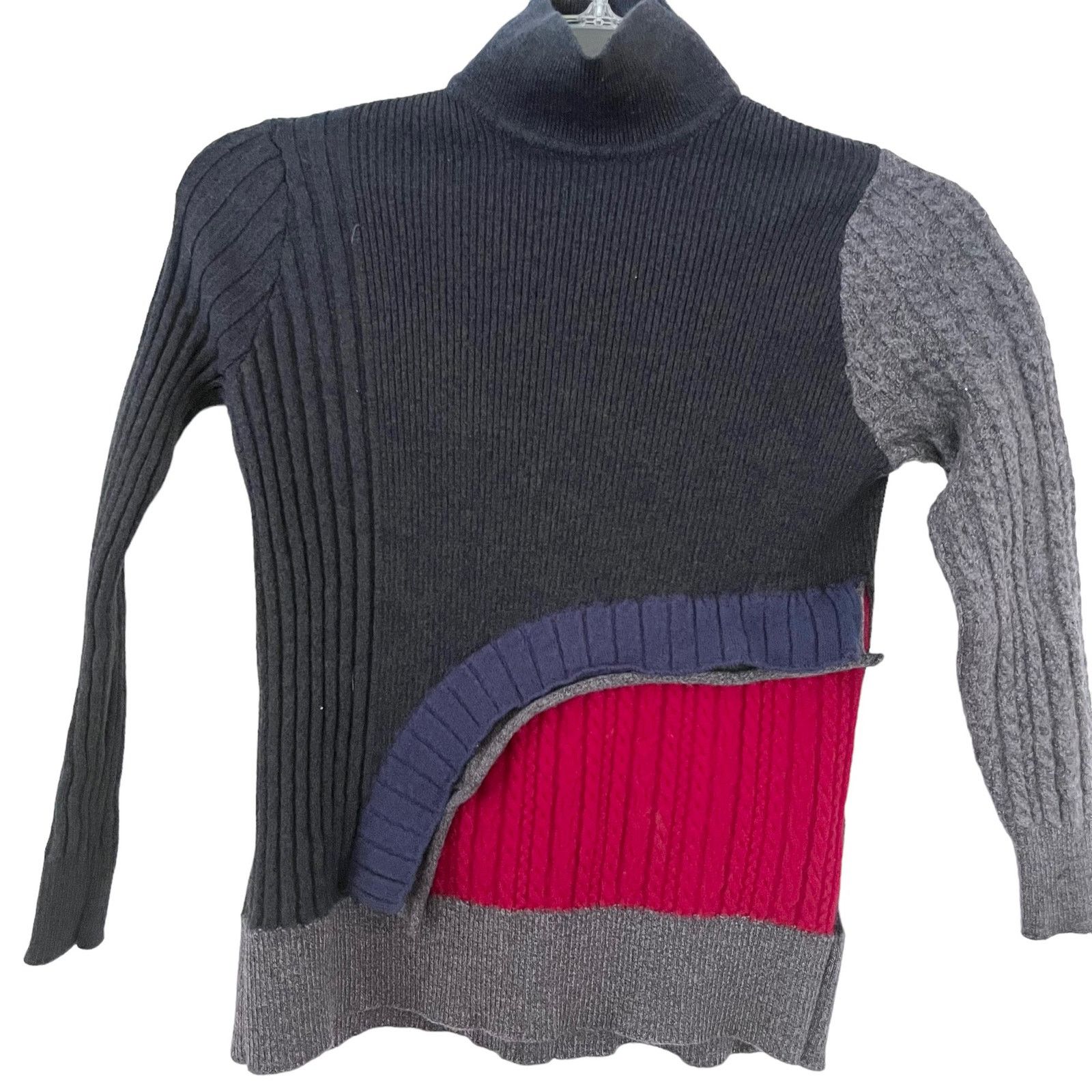 Zara Zara SRPLS 100% Wool MXD SWTR Ruffle Sweater Surplus Size XS / US 0-2 / IT 36-38 - 2 Thumbnail
