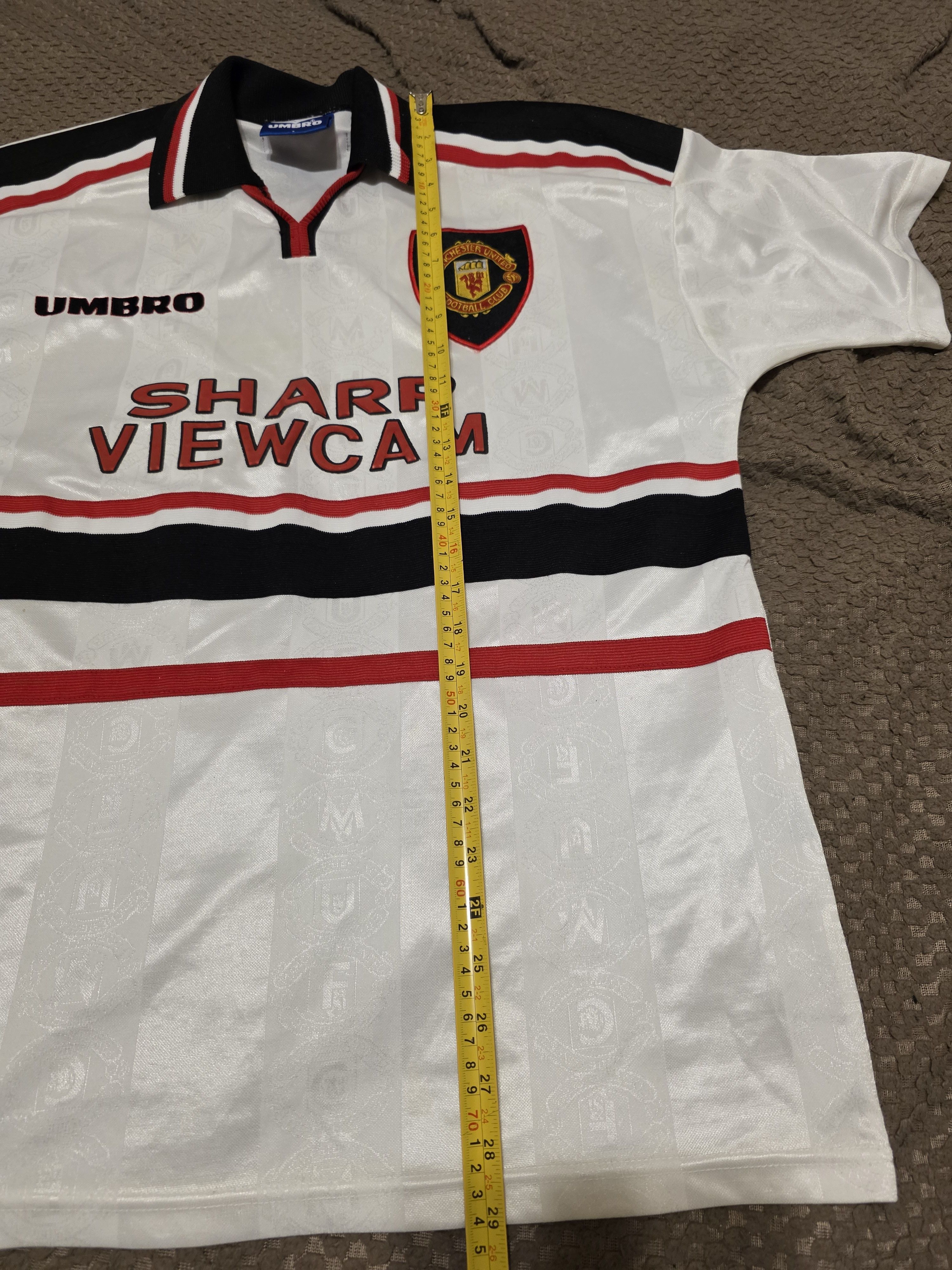 Umbro 1997-99 Manchester United Umbro Away Jersey perfect conditio Size US L / EU 52-54 / 3 - 11 Thumbnail