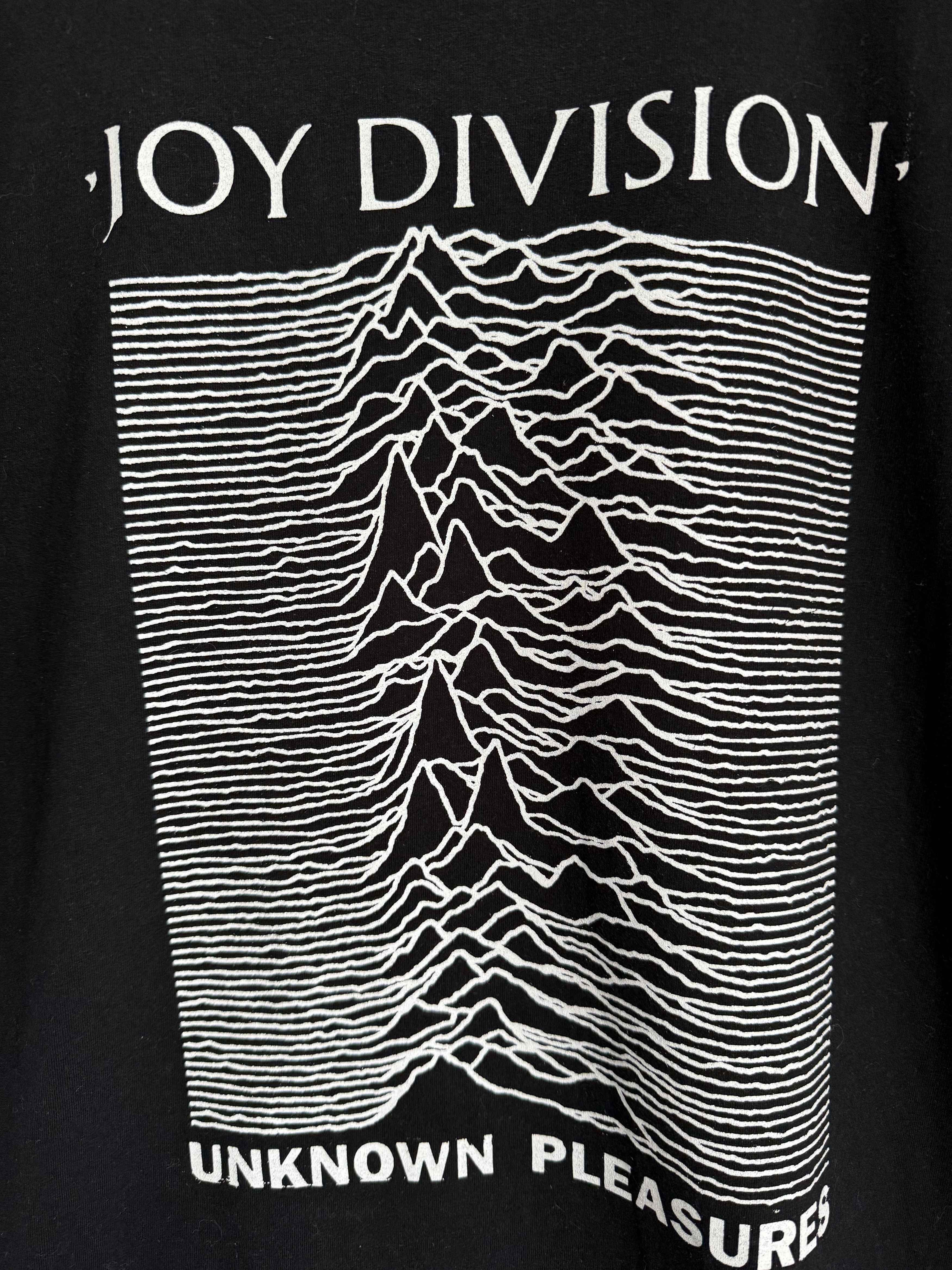 Band Tees 2000s Joy Division Unknown Pleasures t-shirt Size US L / EU 52-54 / 3 - 2 Thumbnail