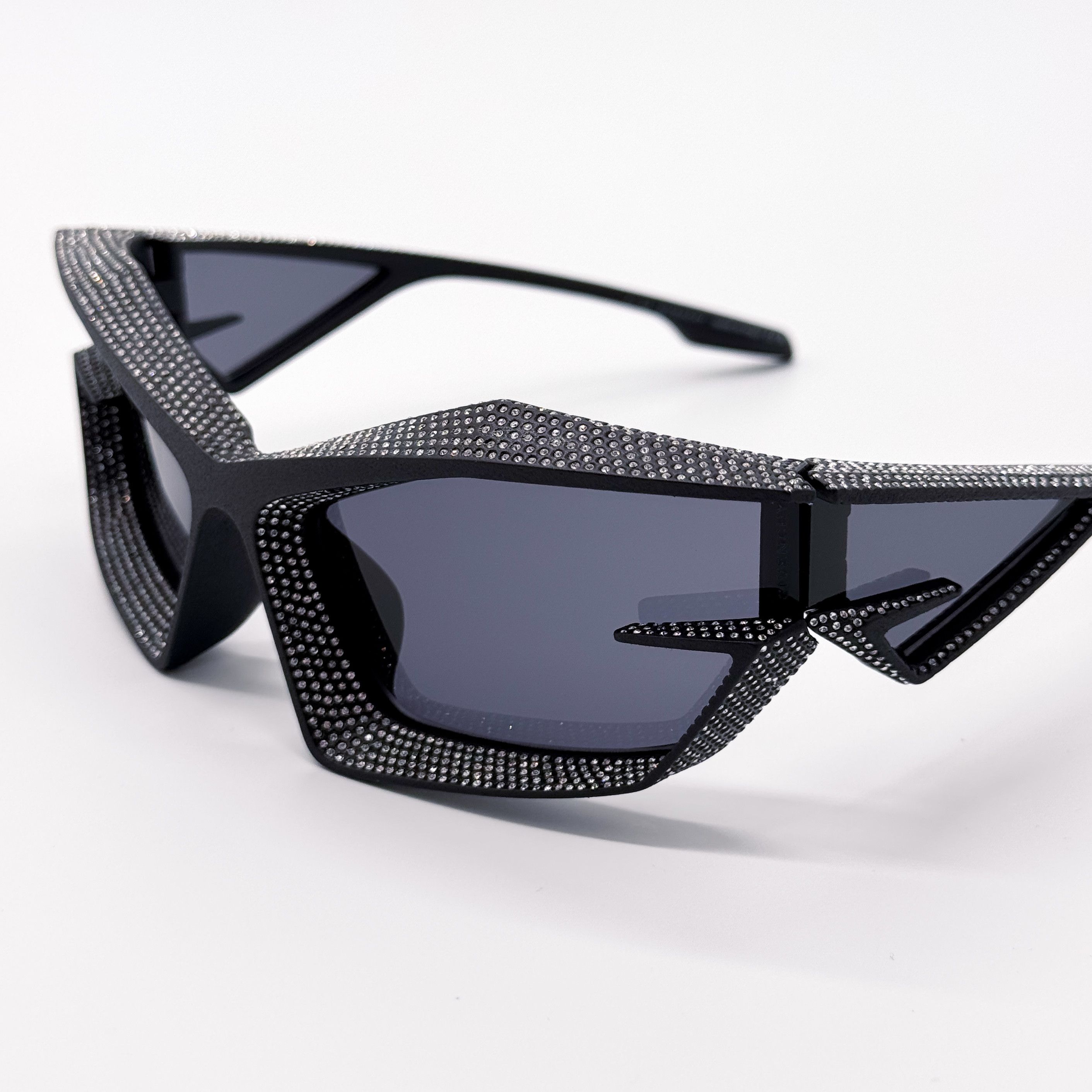 Givenchy NEW GIVENCHY GV40082I 02A MATTE BLACK WOMEN SUNGLASSES Size ONE SIZE - 5 Thumbnail