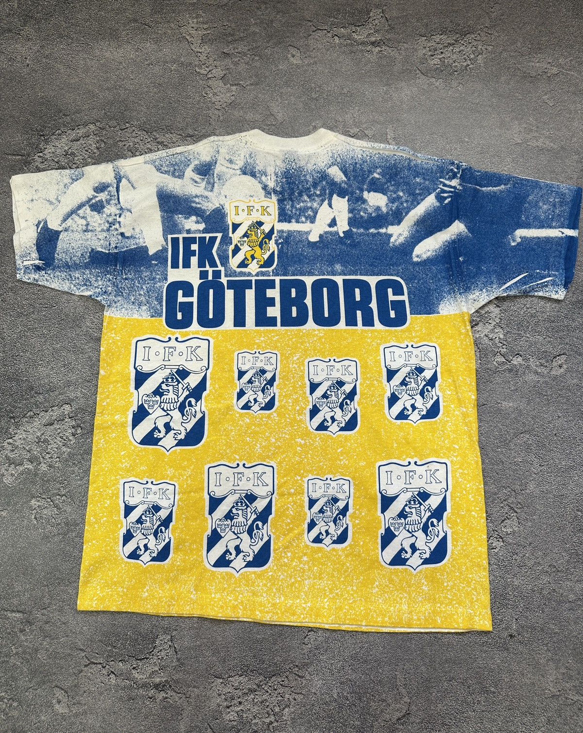 Vintage Vintage 90s IFK Goteborg Screen Stars Overprinted Tee XXL Size US XXL / EU 58 / 5 - 2 Thumbnail