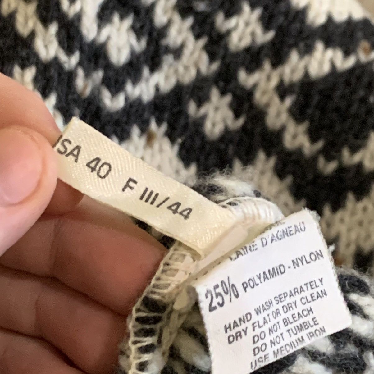 Hugo Boss Vintage Hugo Boss Knitted Lammwolle Sweater Made In Italy Size US L / EU 52-54 / 3 - 11 Thumbnail