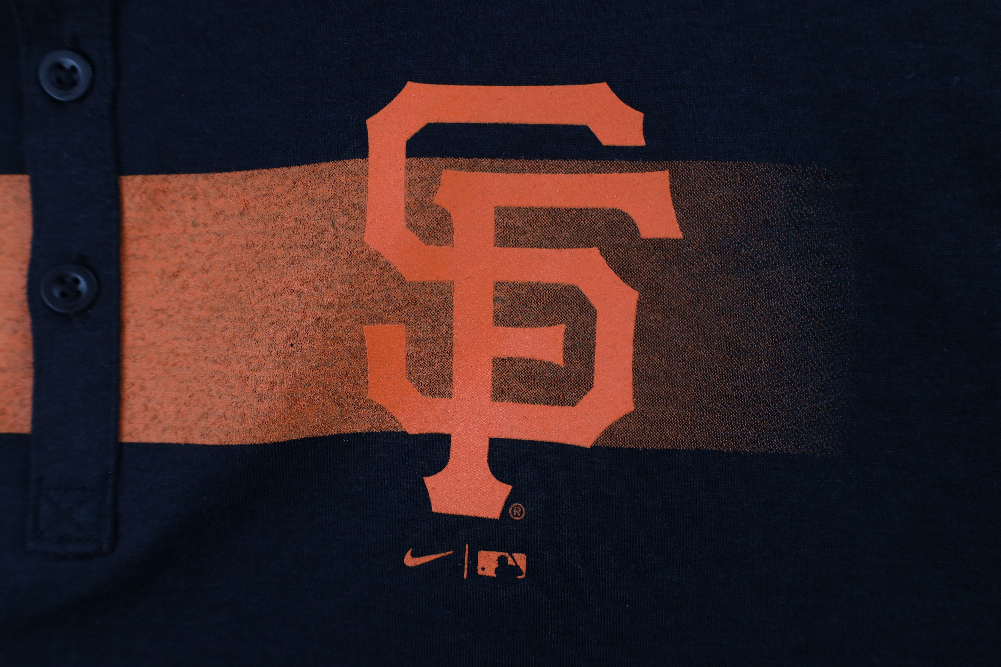 Nike × Vintage Nike Mini Swoosh San Francisco Giants Henley T-Shirt Black Size US XL / EU 56 / 4 - 5 Thumbnail