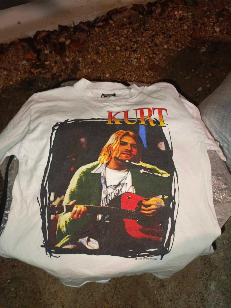 Kurt Cobain × Nirvana × Vintage Vintage Giant 1995 Nirvana Kurt 