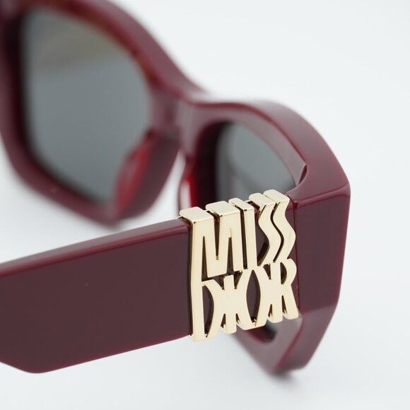 Dior Dior MISSDIOR S1I 94A0 Sunglasses Red Square Frame Size ONE SIZE - 3 Thumbnail