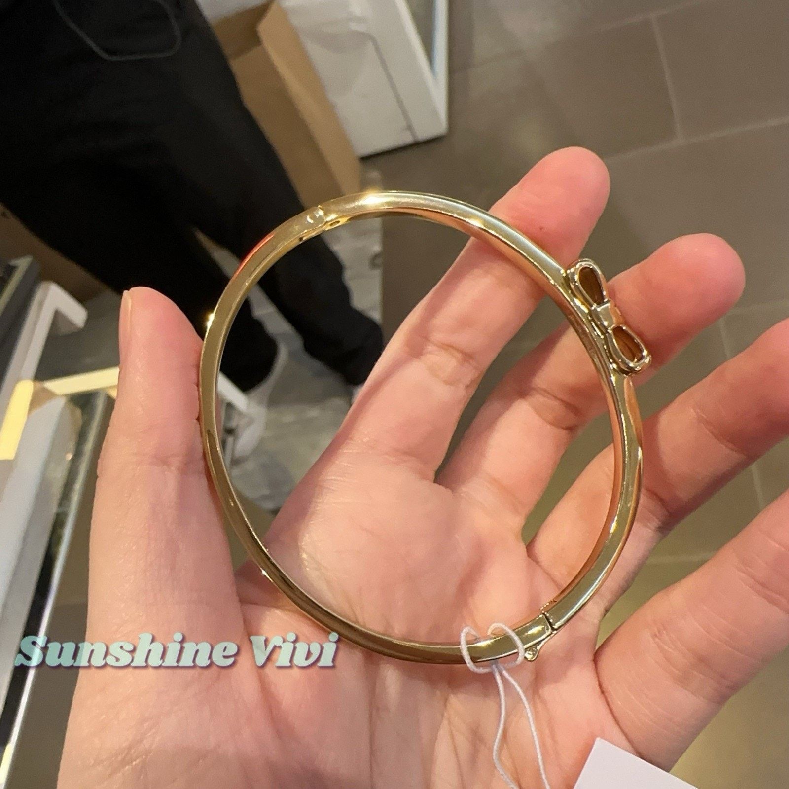 Coach NWT Coach Bow Hinged Bangle Gold Color CEM46 with dust bag Size ONE SIZE - 5 Thumbnail