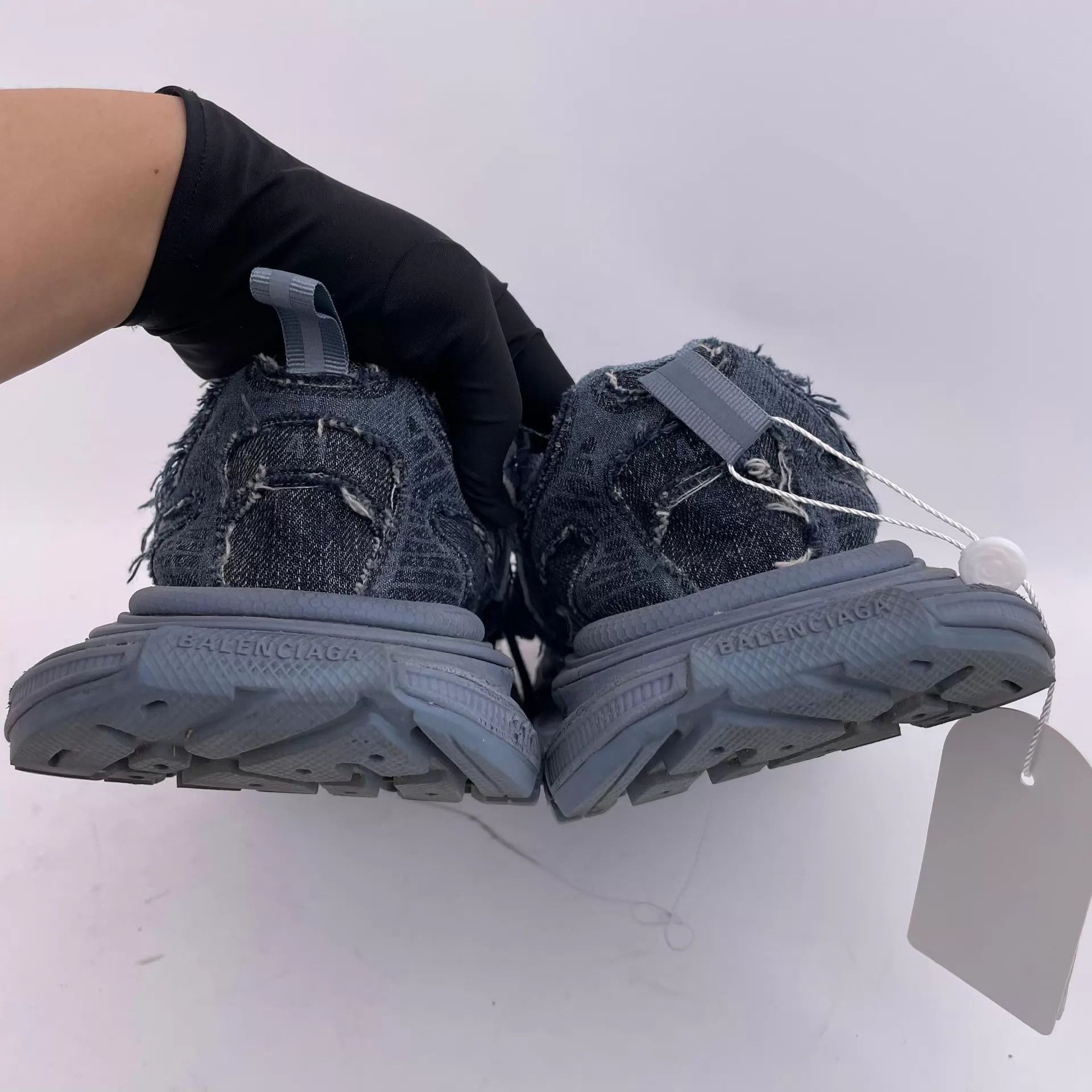 Balenciaga Balenciaga Denim Dad Shoe Blue 41 260510ZXXBY01 Size US 8 / EU 41 - 7 Thumbnail