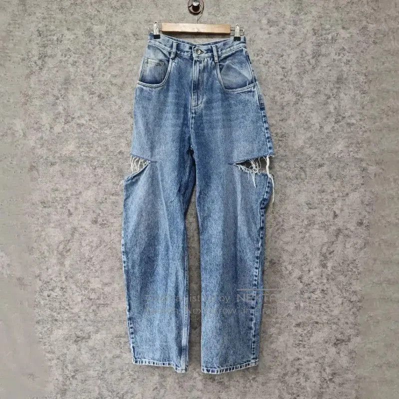 Maison Margiela Maison Margiela Women's Distressed Blue Denim Pants . Size 28" / US 6 / IT 42 - 1 Thumbnail