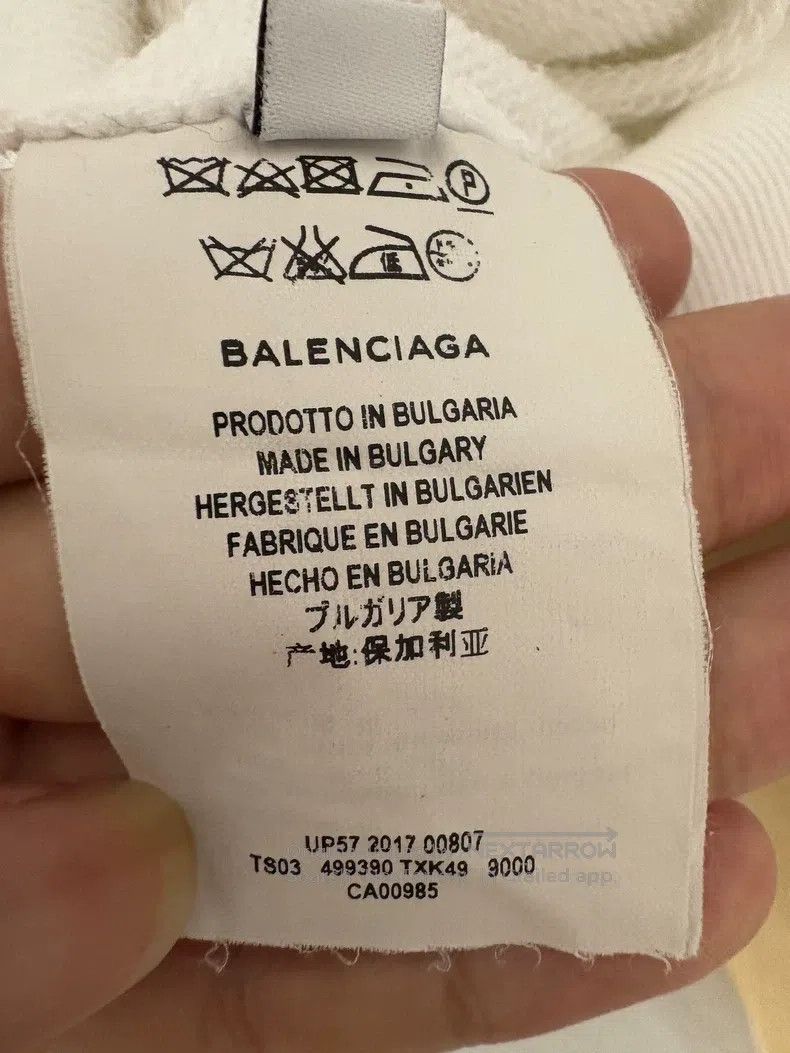 Balenciaga Balenciaga White Hooded Sweatshirt Size US S / EU 44-46 / 1 - 5 Thumbnail