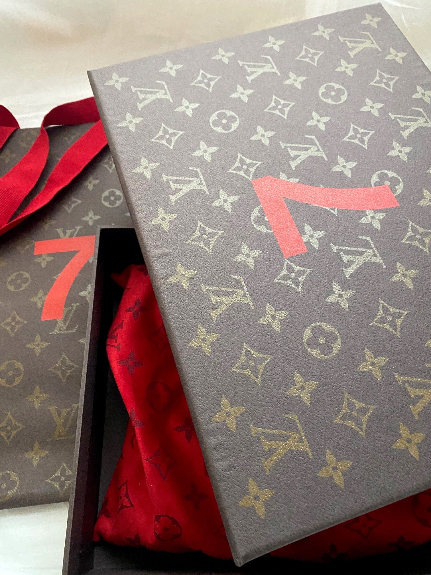 Louis Vuitton × Virgil Abloh Louis Vuitton Virgil Abloh 2022 S/S vip gift monogram puzzle Size ONE SIZE - 8 Thumbnail