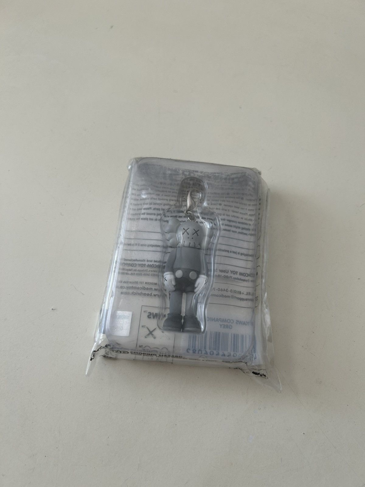 Kaws Kaws Gray Companion Key Chain Size ONE SIZE - 1 Preview