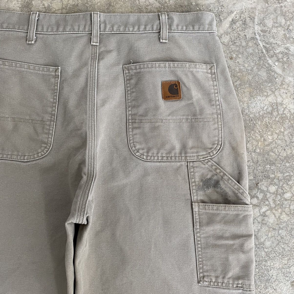 Carhartt × Vintage Vintage Carhartt Desert Grey Carpenter Workwear Pants Size US 33 - 20 Thumbnail