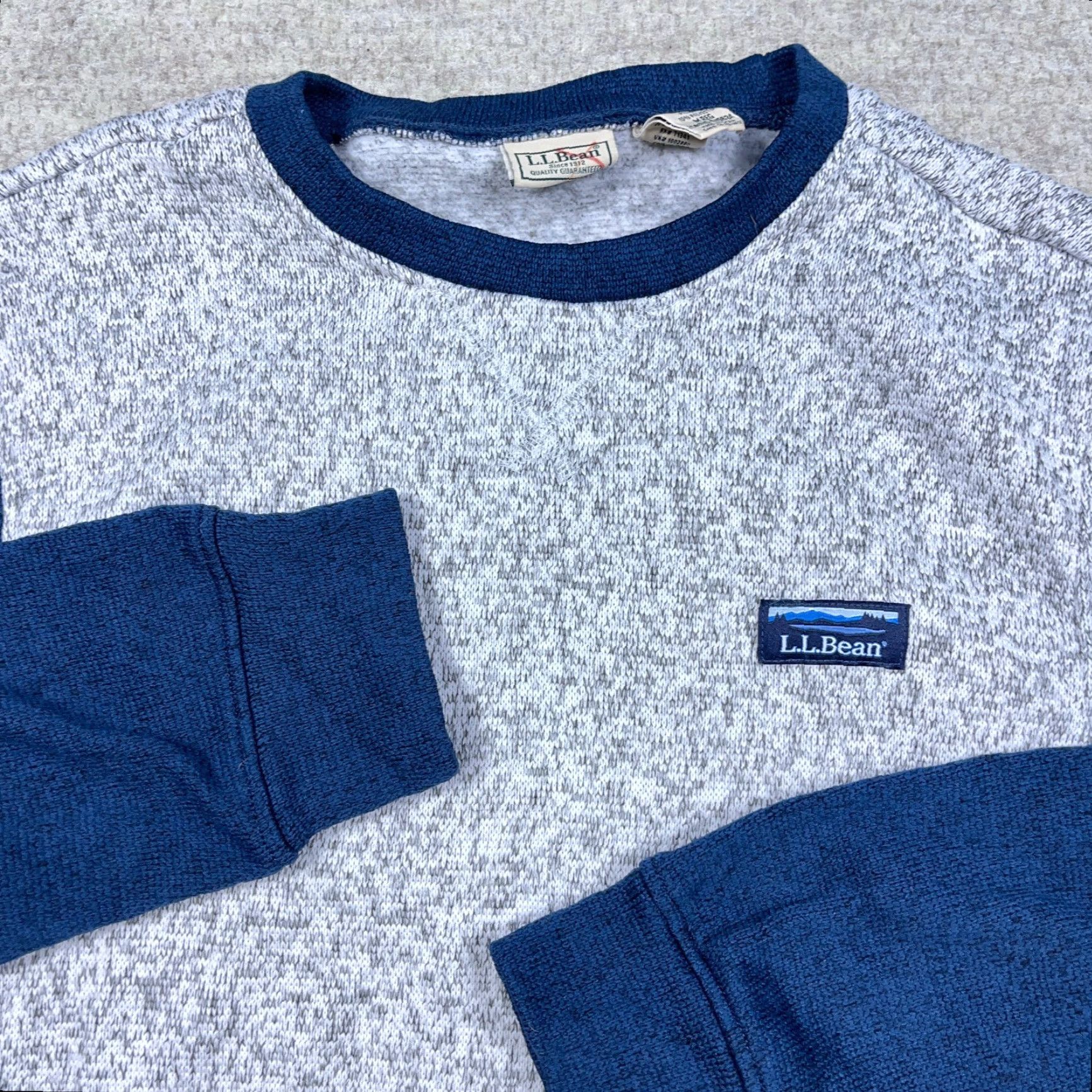 Vintage VINTAGE LL Bean Sweatshirt Men Medium Gray Blue Pullover Crewneck Sweater Heather Adult Size US M / EU 48-50 / 2 - 2 Thumbnail