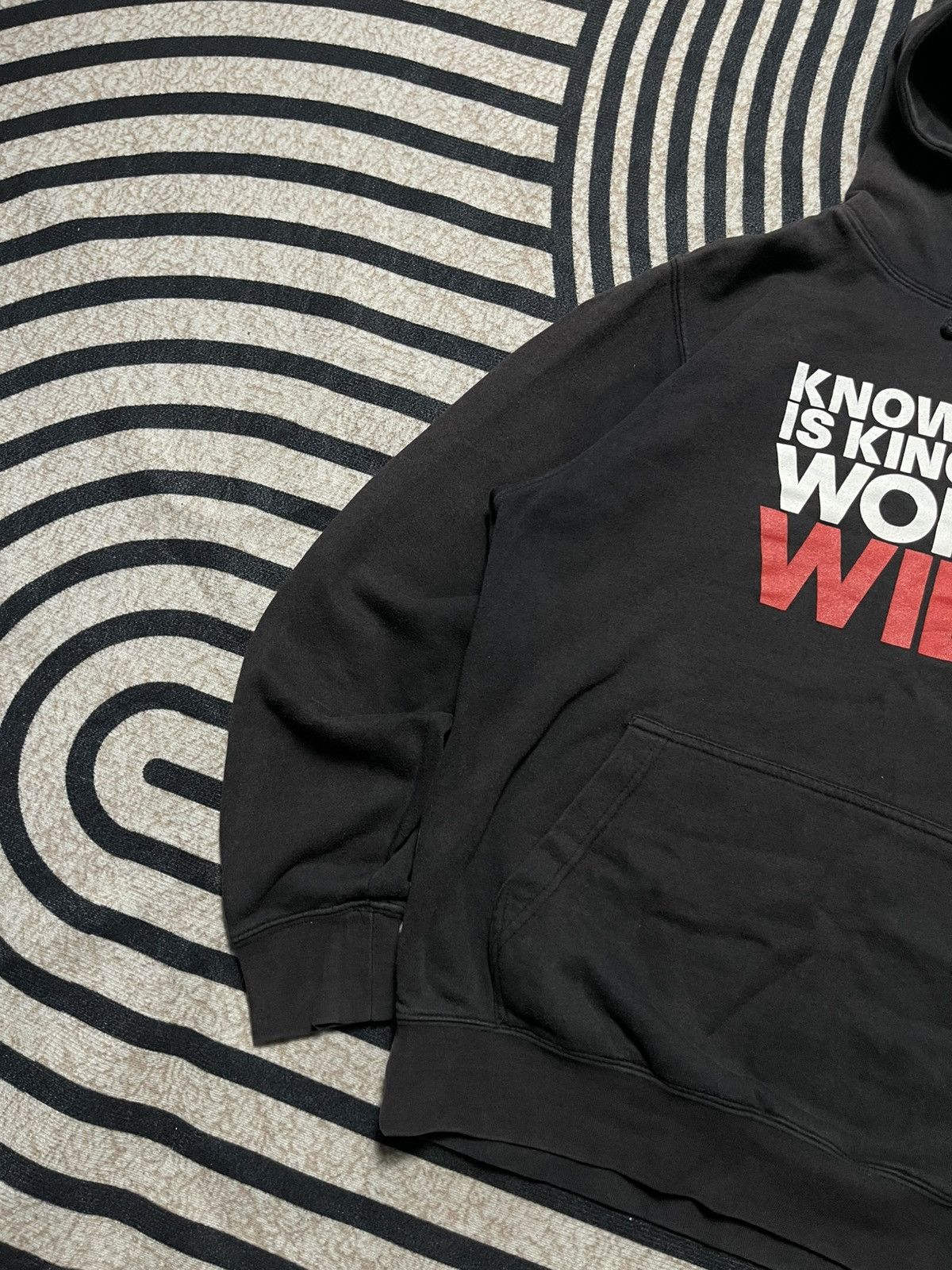 Stussy VINTAGE STUSSY “KNOWLEDGE IS KING”WORLDWIDE SUN FADED HOODIE Size US S / EU 44-46 / 1 - 3 Thumbnail