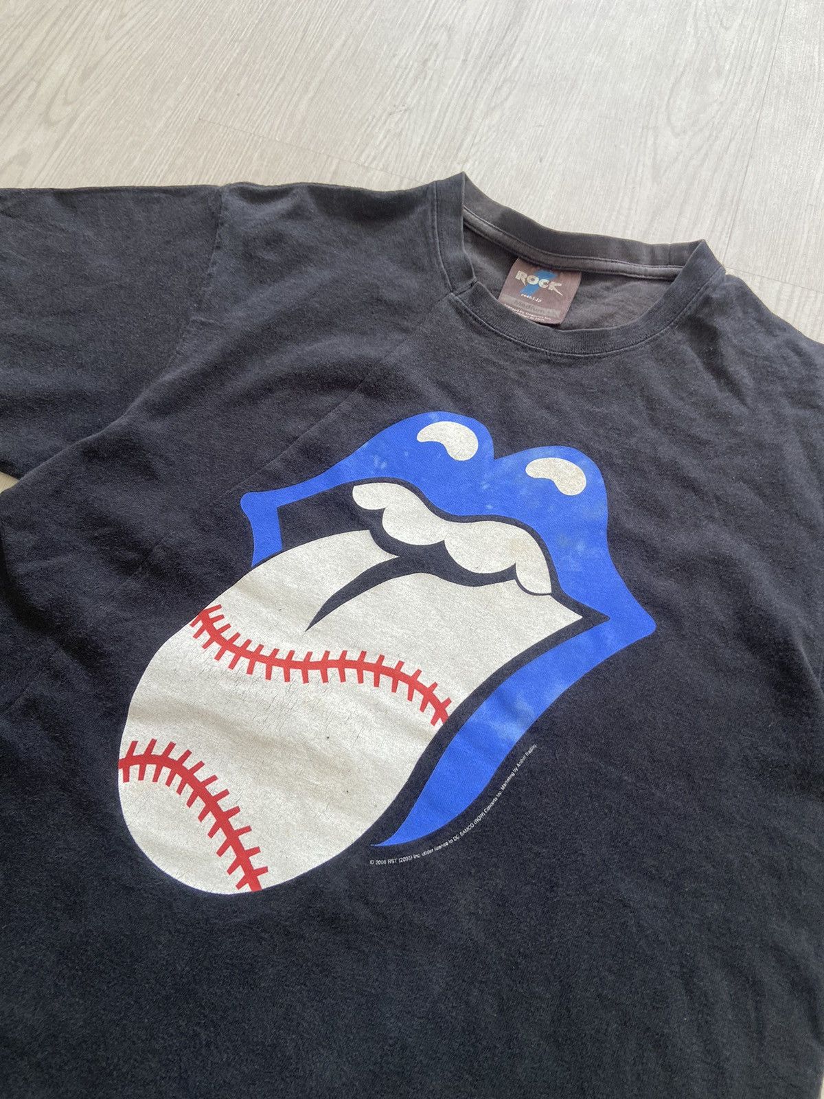 Band Tees Vintage Y2K Assymetrical Hybrid Rolling Stone Tshirt Size US M / EU 48-50 / 2 - 2 Thumbnail