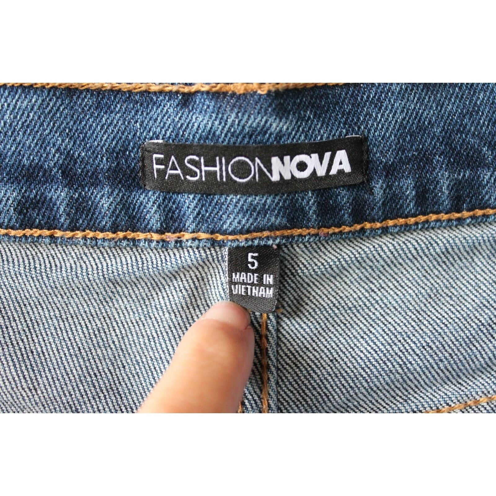 Fashion Nova FASHION NOVA women jeans sz 5, Straight fit. Dark Blue CLEAN Size 27" / US 4 / IT 40 - 6 Thumbnail