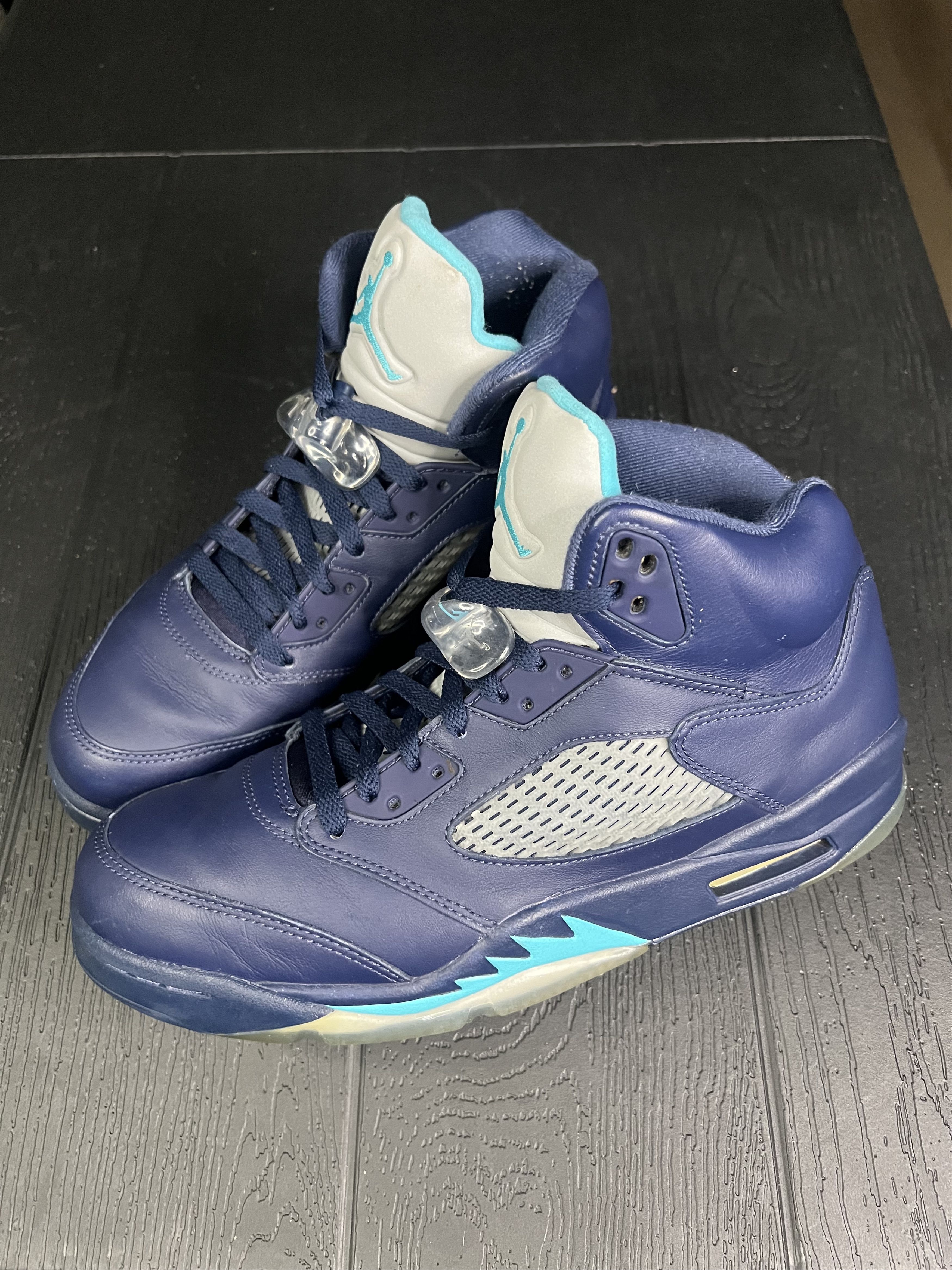 Nike Air Jordan 5 Retro \'Pre-Grape\' 2015 Men\'s Size 9.5 RARE Grape 5 ?(2025) (SOLD) Pre-owned with box Size 12 $140 main image 2