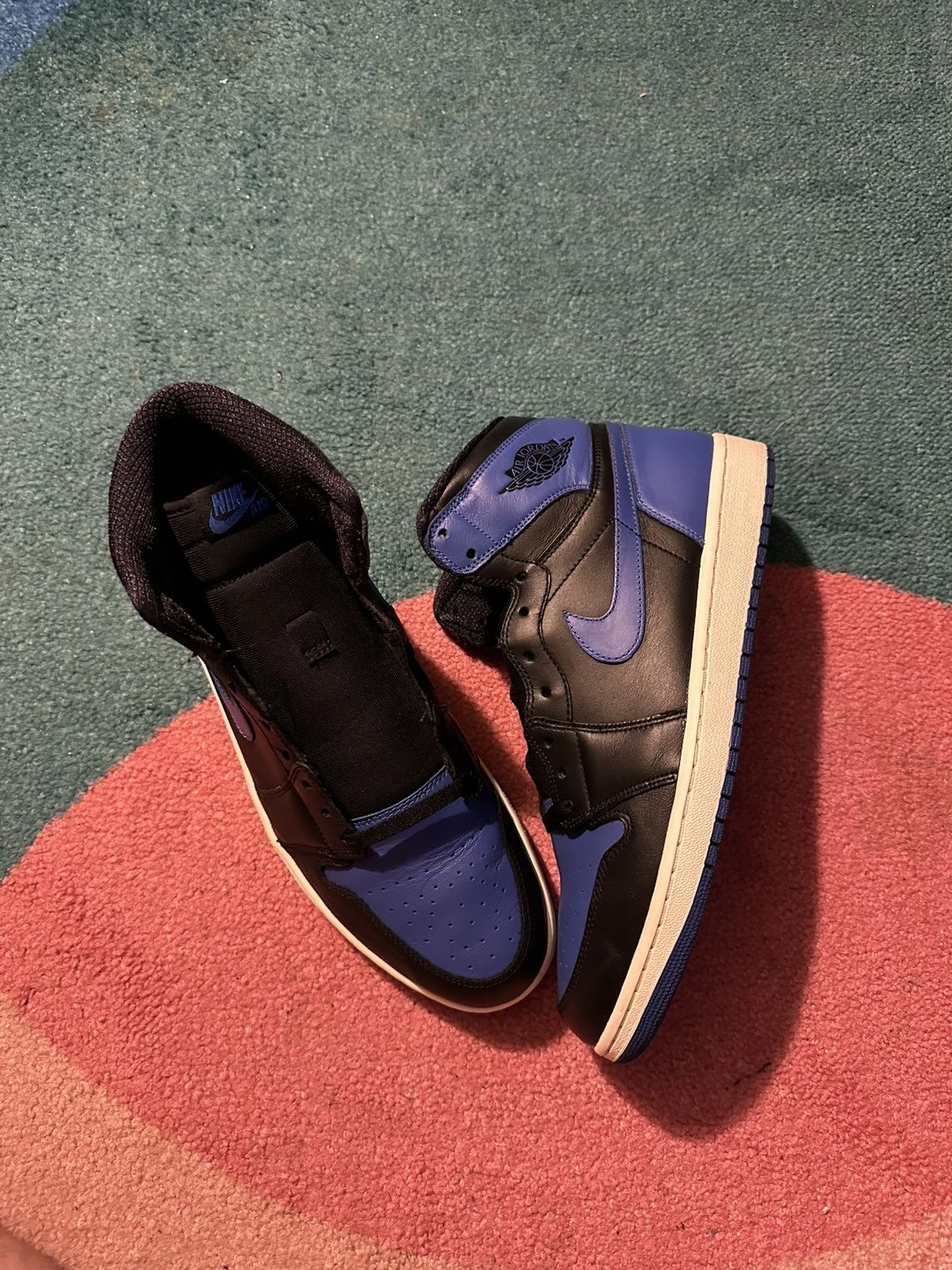 Jordan Brand Air Jordan 1 Retro High OG Royal (2013) Size US 12 / EU 45 - 1 Thumbnail
