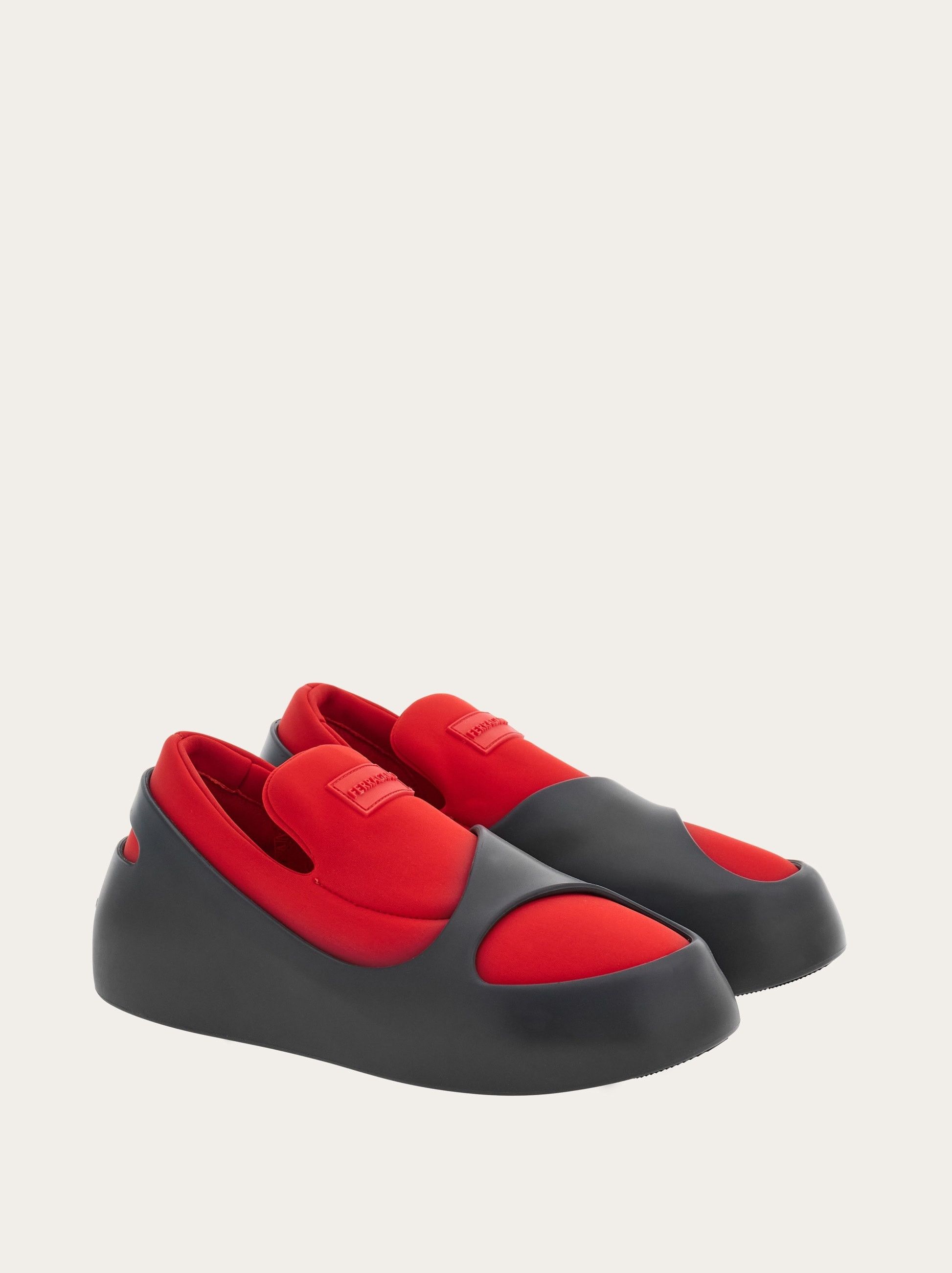 Salvatore Ferragamo o1s1rm0825 Hybrid Slip-on Sneakers in Black/Red Size US 9 / EU 42 - 4 Thumbnail