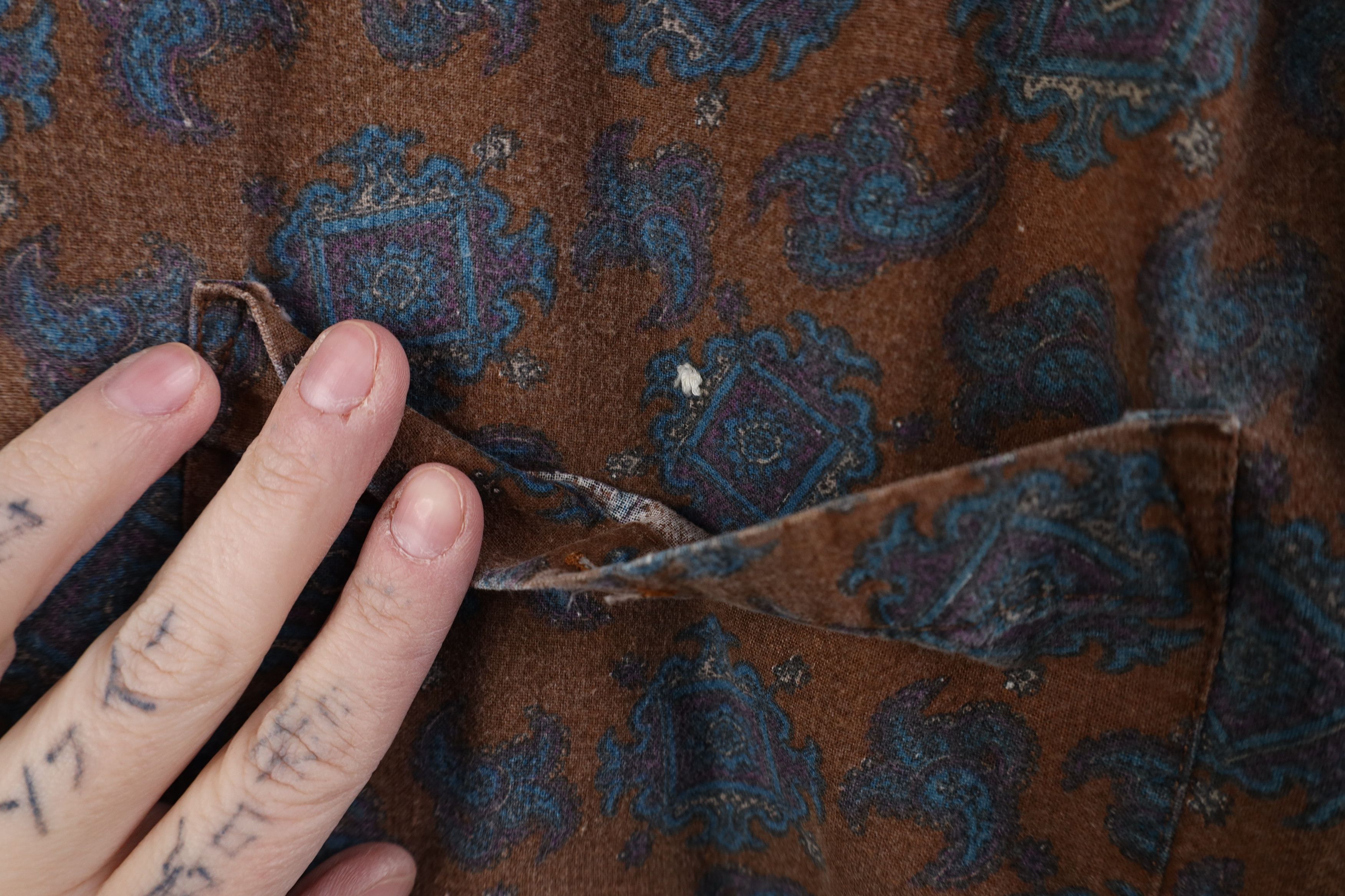 Vintage Vintage 90s Streetwear Geometric Baggy Fit Button Down Shirt Size US XL / EU 56 / 4 - 5 Thumbnail