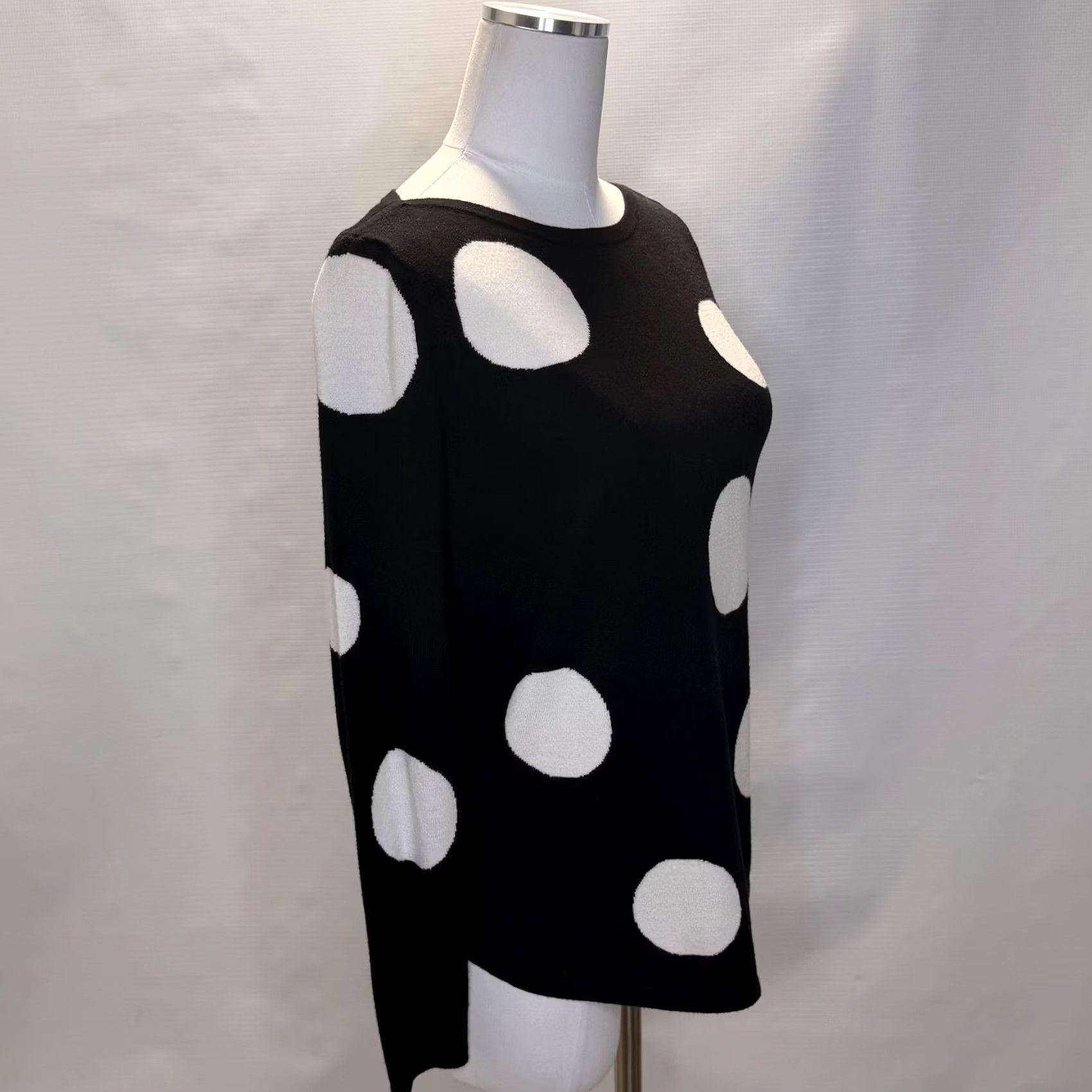 Vintage Chicos Sweater Women Long Sleeve Knit Pullover Boat Neck Polka Dot Black White 0 US 8 Mens Womens Girls? Size S / US 4 / IT 40 - 2 Thumbnail